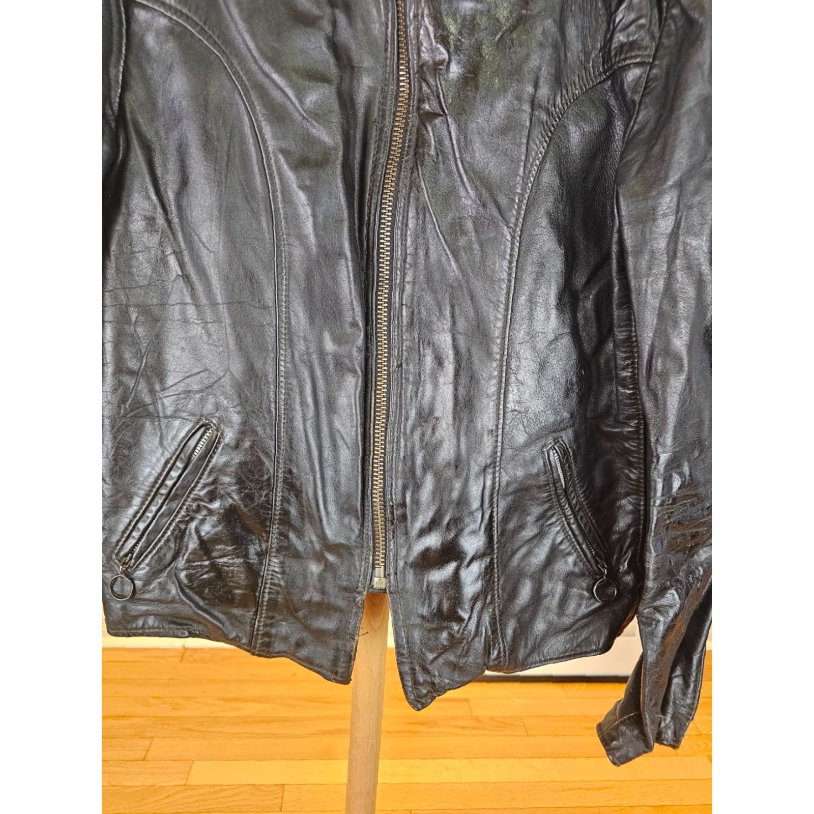Brooks VINTAGE Brooks Jacket Leather Motorcycle SZ 44 Men Leather JACKET 70s Cafe Racer Brookes Jet Black 26 44 Bedrock Cross Chest 23 INCH Mens Size US S / EU 44-46 / 1 - 3 Thumbnail