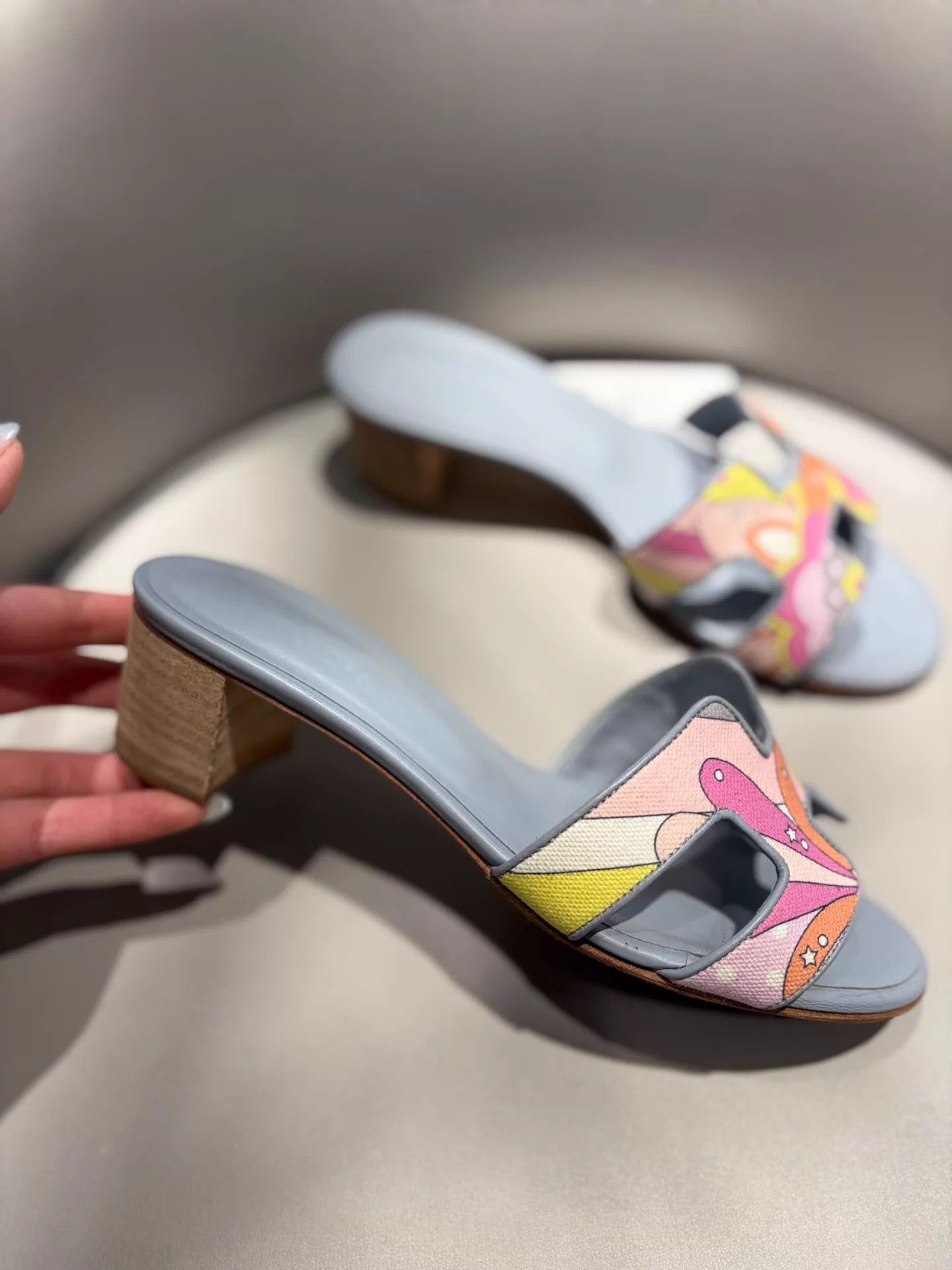 Hermes Hermes Classic H Block Heel Sandals 99 New Size 35 Size US 4.5 / IT 34.5 - 3 Thumbnail
