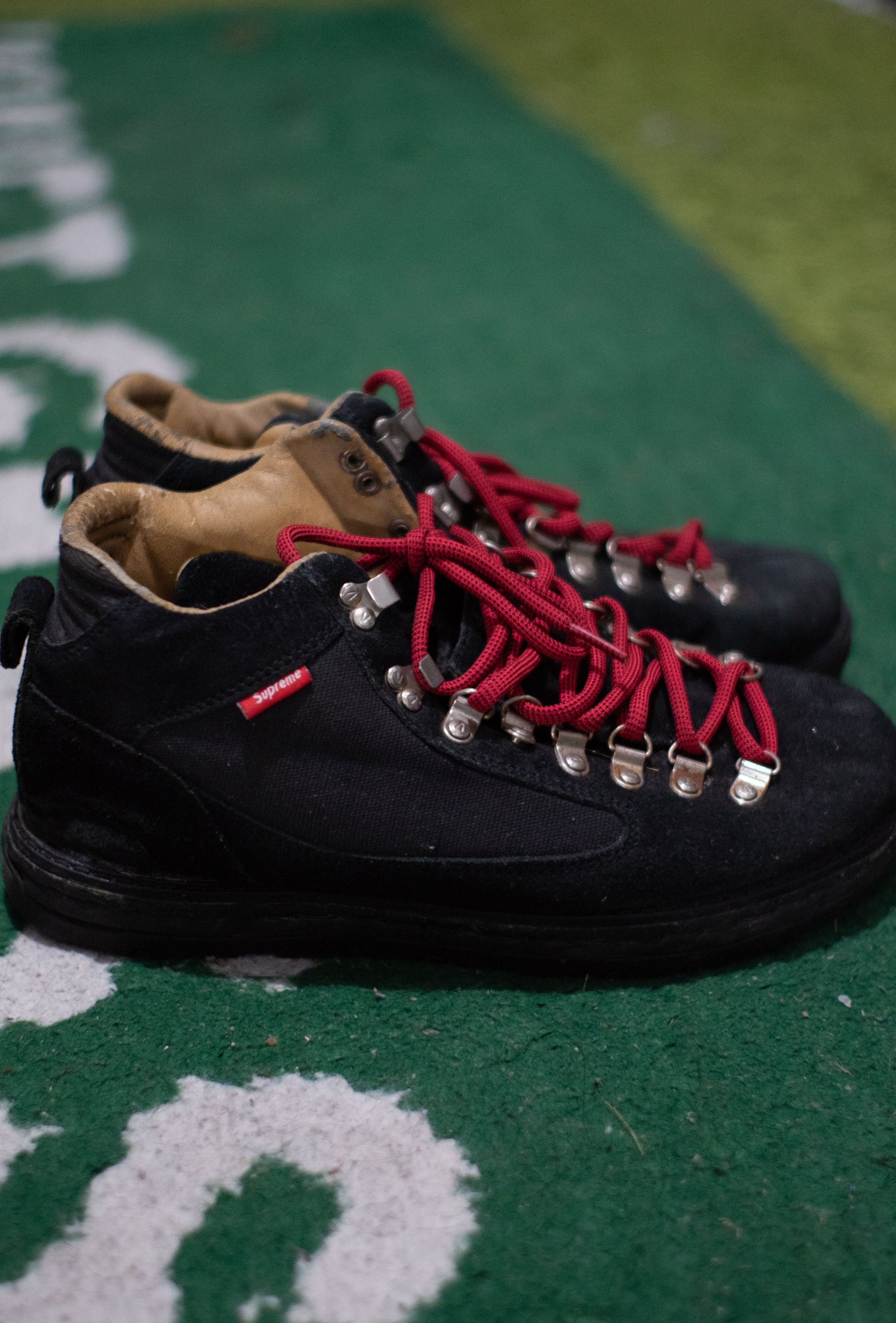 Supreme × Visvim Visvim Serra x Supreme Size US 9 / EU 42 - 2 Thumbnail