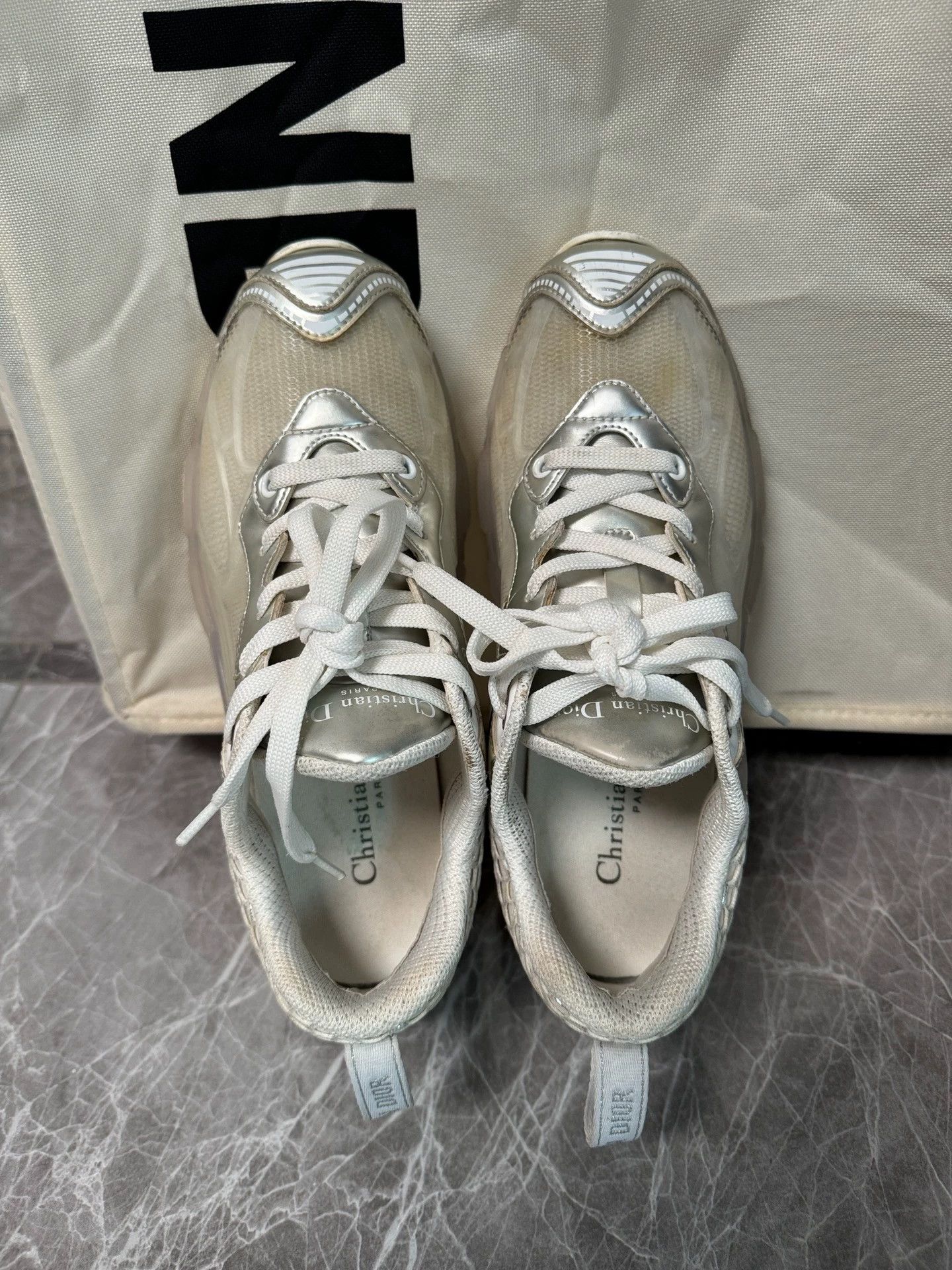 Dior Dior Vibe Silver Dior Star Sneaker Wmns 36.5 Size US 6 / IT 36 - 8 Thumbnail