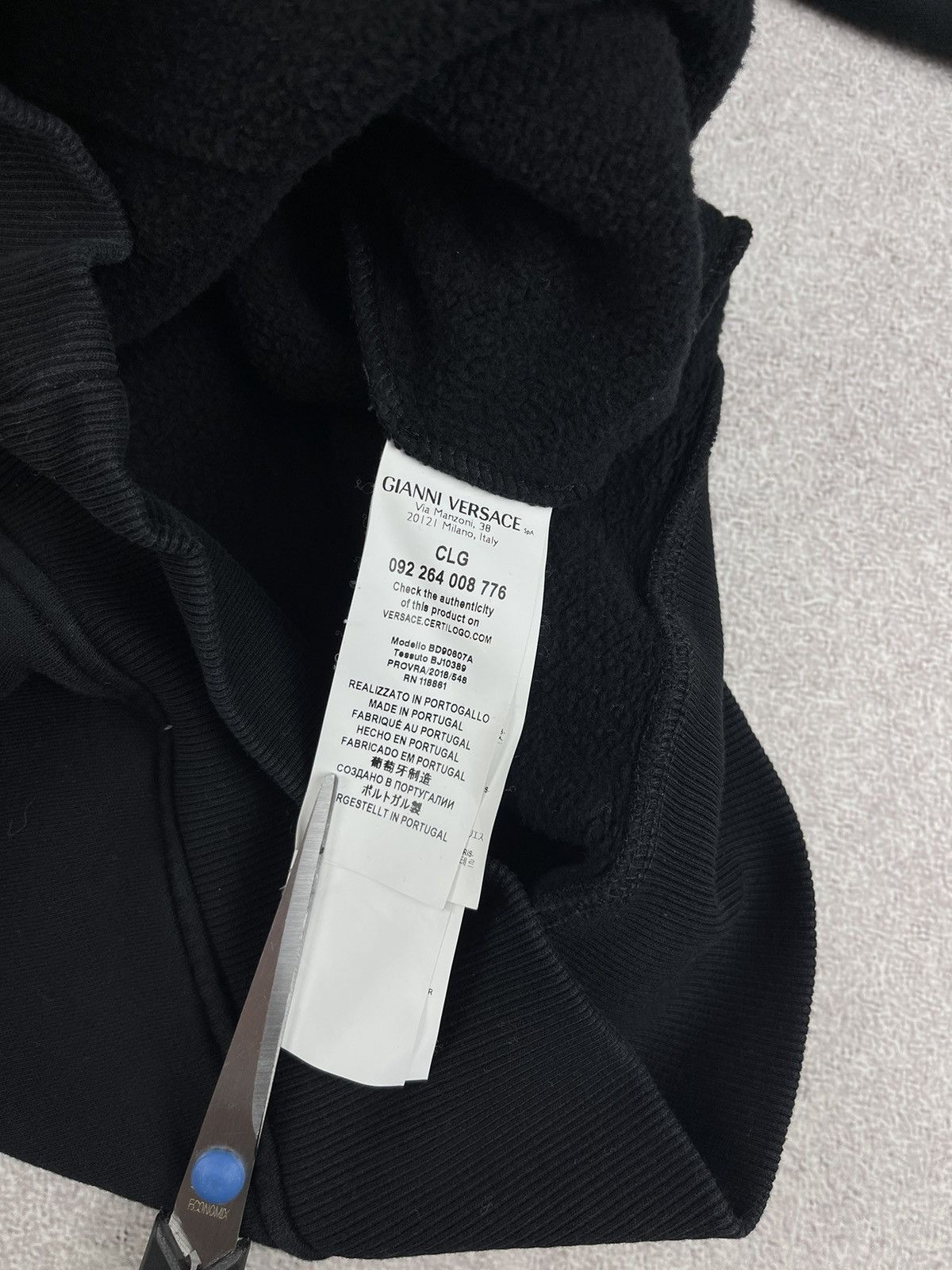 Versace × Versus Versace Versus Versace Big Logo Hoodie Black Women’s Size S / US 4 / IT 40 - 8 Thumbnail