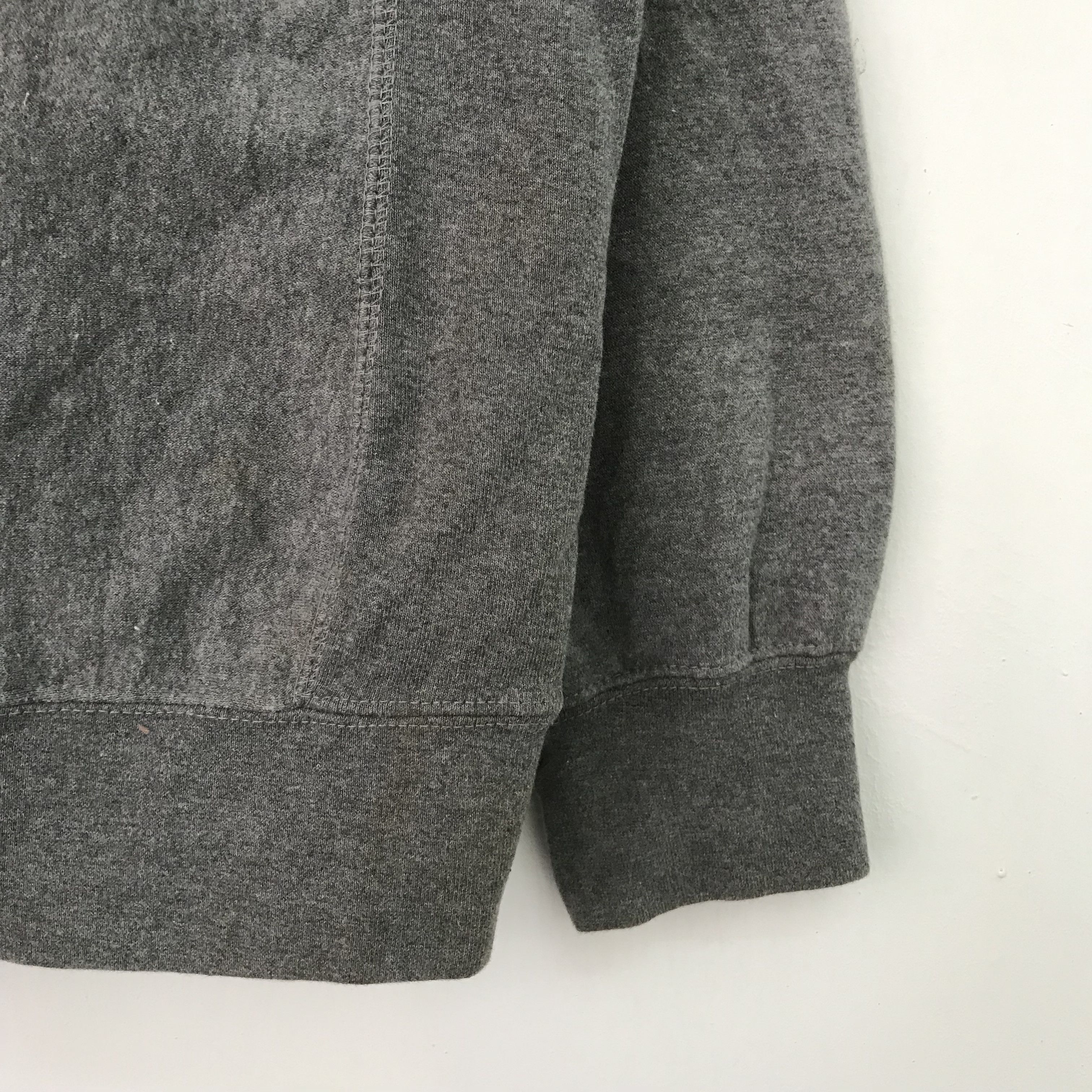 Playstation Vintage 90s Reynolds Plantation Gray Sweatshirt Xlarge - 336 Size US XL / EU 56 / 4 - 8 Thumbnail