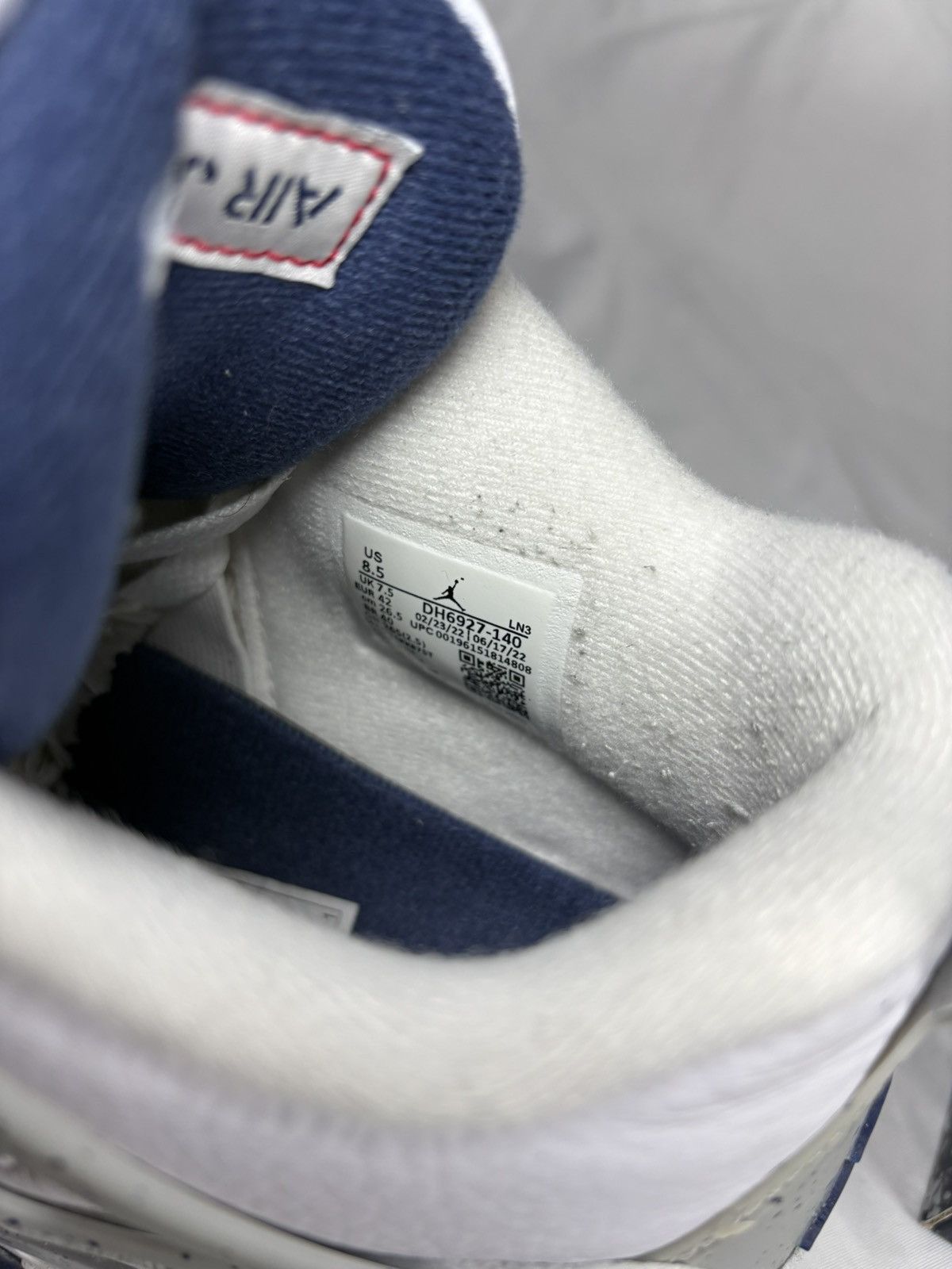 Nike Jordan 4 Retro Midnight Navy Size US 7.5 / EU 40-41 - 11 Thumbnail
