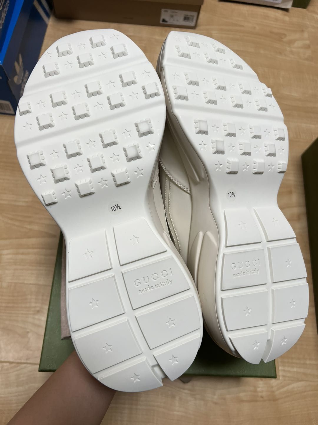 Gucci Pablo Delcielo x Gucci Rhyton 'Love Parade' 703810 Size US 11 / EU 44 - 7 Thumbnail