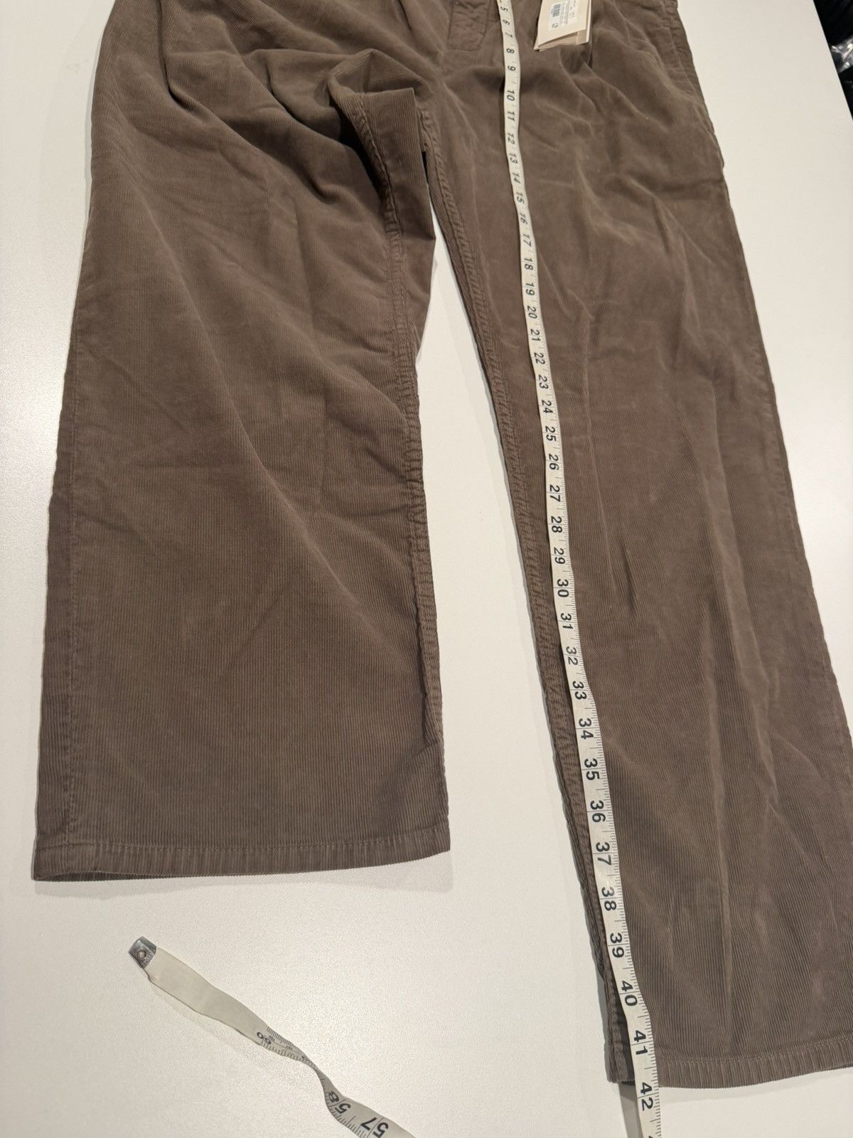Saint Laurent Paris Saint Laurent mens 2023 corduroy buggy pants. 33. $1290 Size US 33 - 5 Thumbnail