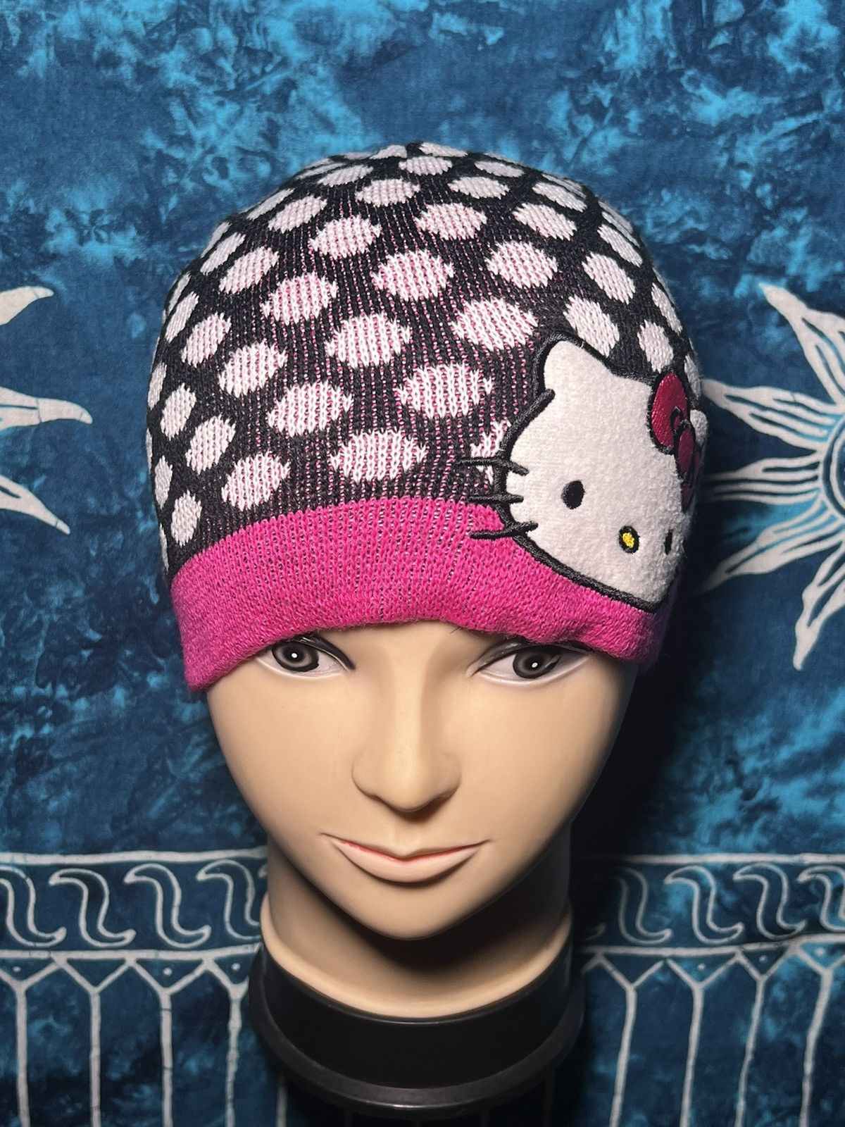 Japanese Brand Vintage Y2k Hello Kitty Beanie Hat Big Logo Size ONE SIZE - 9 Thumbnail