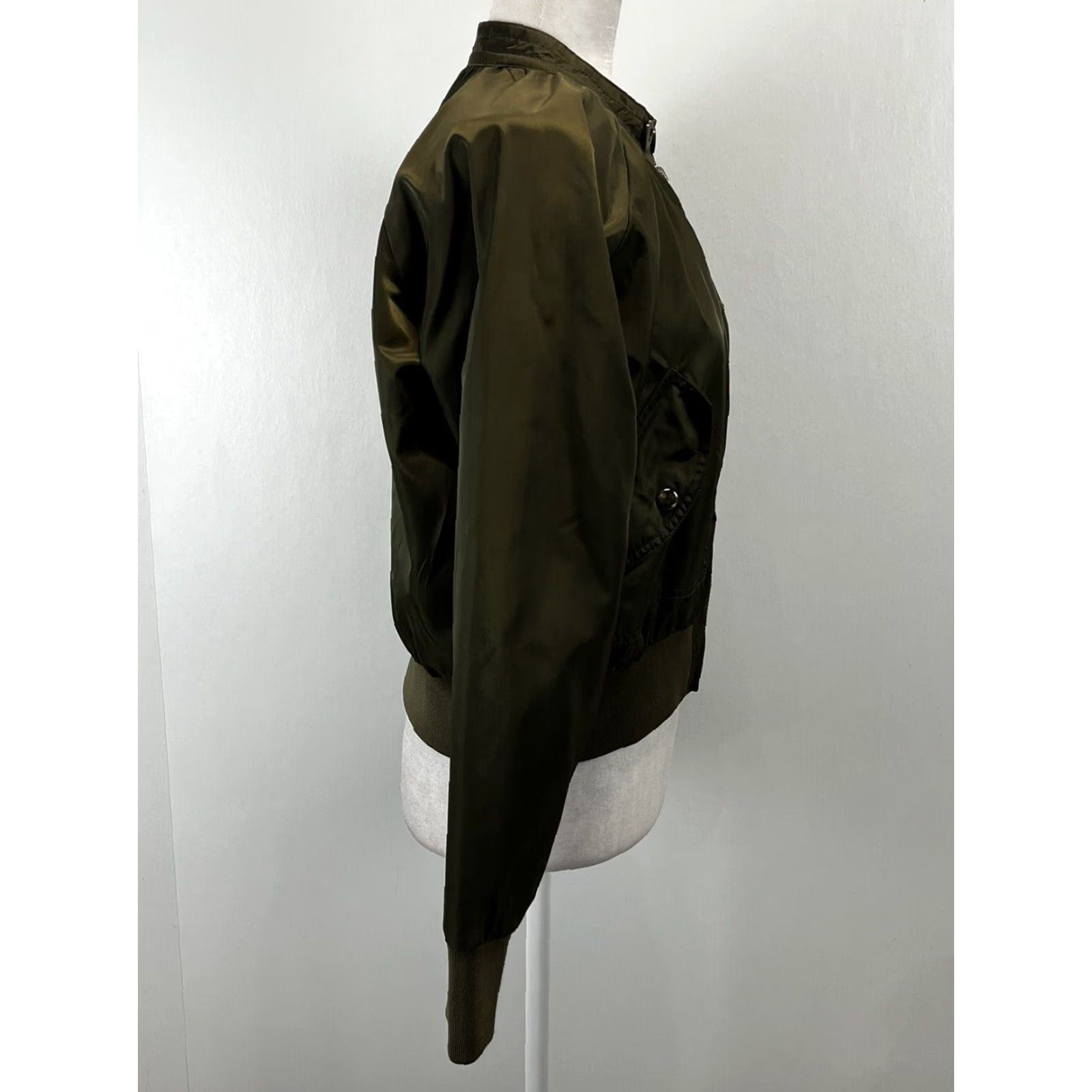 Free People VINTAGE Free People Midnight Satin Bomber Jacket XS Olive Green Crop Womens Short Zip Satin Bomber Jacket Size XS / US 0-2 / IT 36-38 - 4 Thumbnail