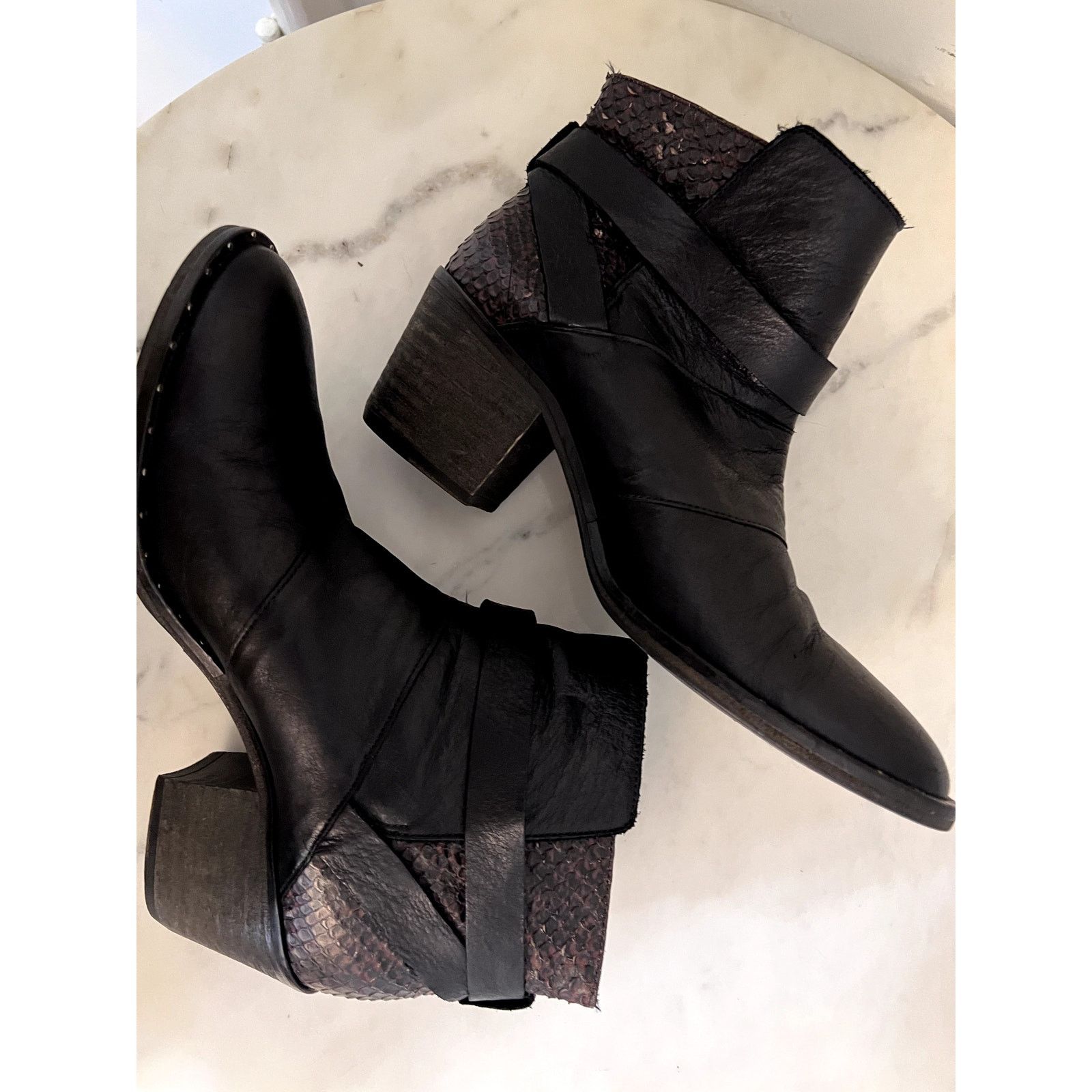 FREDA SALVADOR Freda Salvador "PRIME" Mid-Heel Ankle Boot Blk Textured Sz 7 Size US 7 / IT 37 - 6 Thumbnail