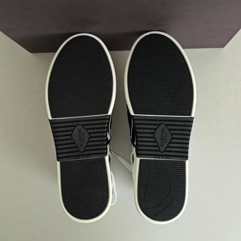 Valentino Valentino white black laced casual shoes Size US 7 / EU 40 - 4 Thumbnail