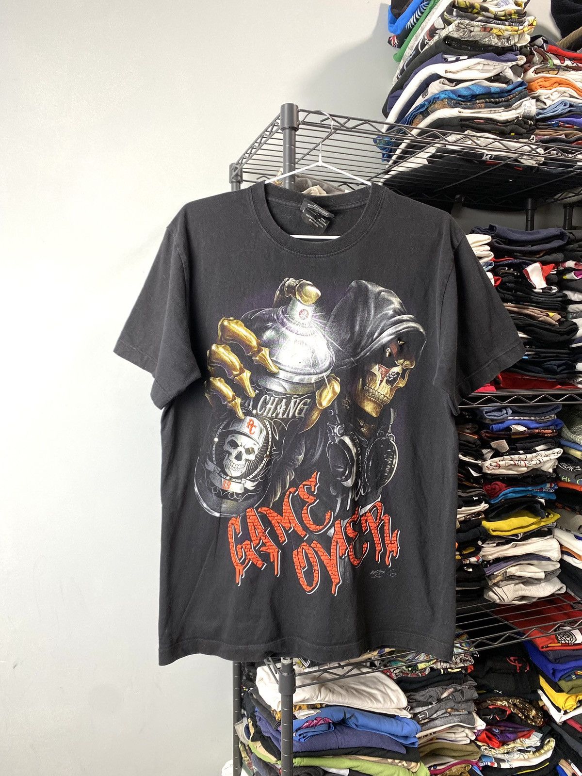 Band Tees 00’s Vintage Game Over Skull Graffiti T Shirt Size US M / EU 48-50 / 2 - 1 Thumbnail