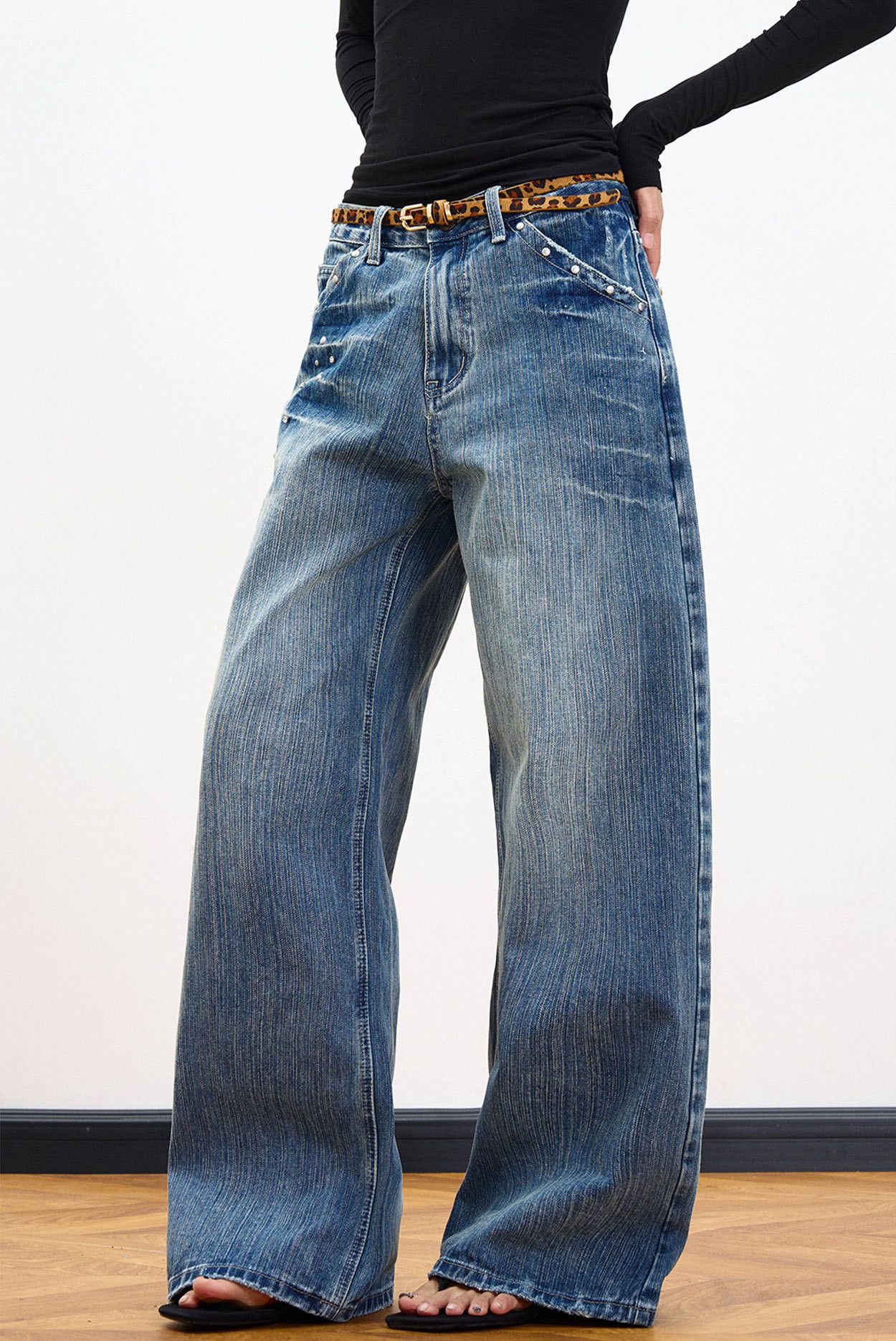 Vintage Men's American retro rivet washed distressed lightning jeans Size US 32 / EU 48 - 4 Thumbnail