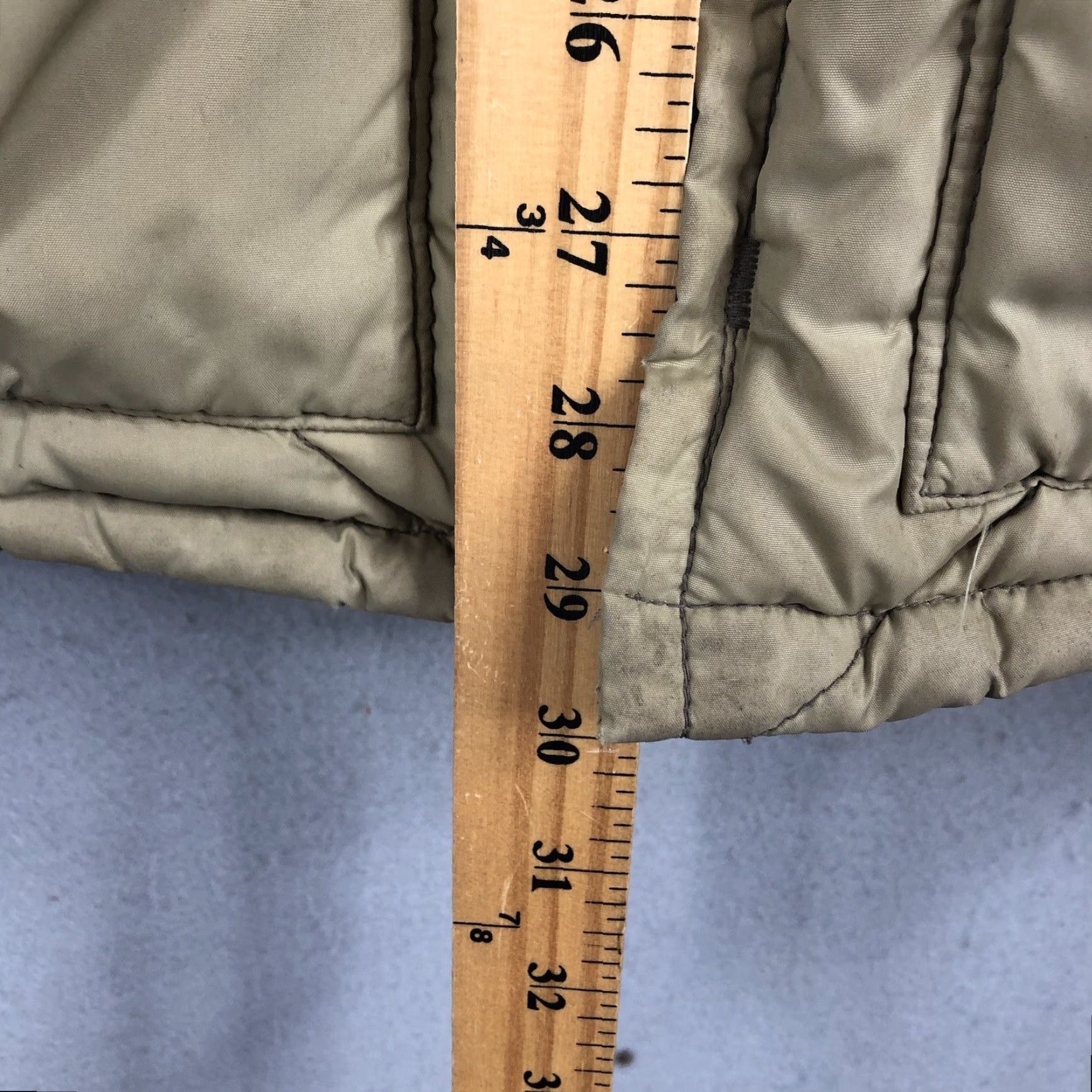 Vintage VINTAGE Tempco Jacket Mens 40 Beige Down Insulated Full Zip Up Puffer Coat Outdoor Winter Regular Men Beige Down Insulated Zip Jacket Size US XXS / EU 40 - 7 Thumbnail
