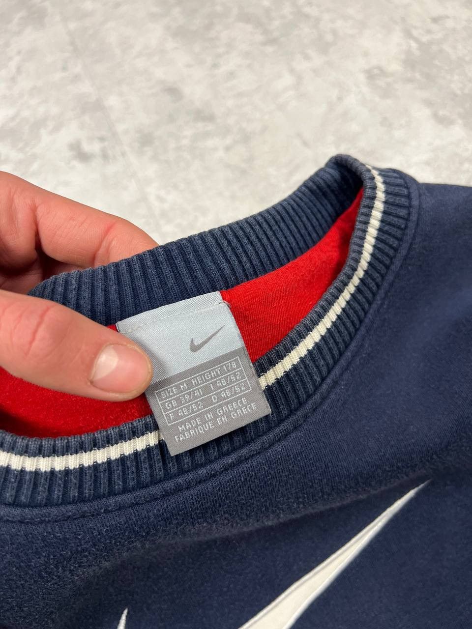 Nike Vintage Nike Y2K Sweatshirt Big Embroidered Logo Size US M / EU 48-50 / 2 - 8 Thumbnail