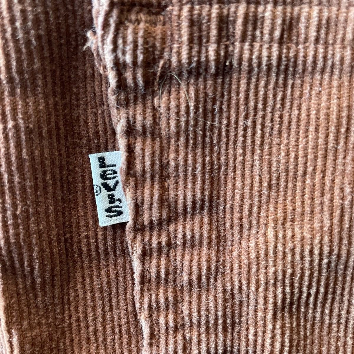 Levi's Vintage Clothing Vintage Levis Flared Corduroy Pants Brown White Tab Small “e Size 26" / US 2 / IT 38 - 17 Thumbnail