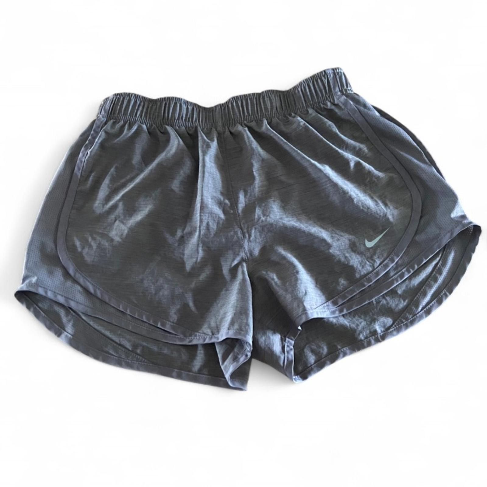 Nike Nike Women's Set of 4 Dri-Fit Athletic Shorts Size Small Size 28" / US 6 / IT 42 - 4 Thumbnail