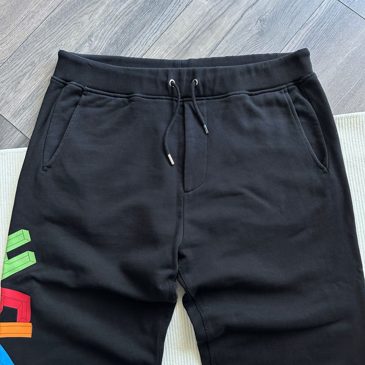Helmut Lang HELMUT LANG 3D Logo Print Black Sweatpants Size US 35 - 2 Thumbnail