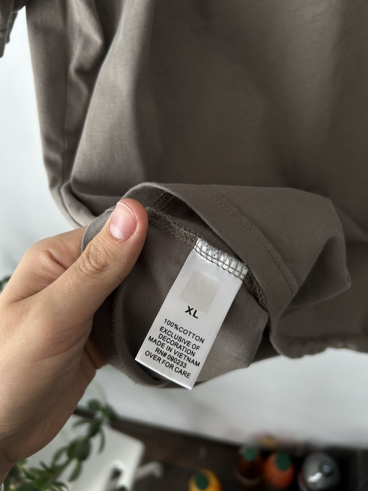 Essentials Fear Of God Essentials Taupe Boxy T-shirt Applique Logo Tee Size US XL / EU 56 / 4 - 6 Thumbnail