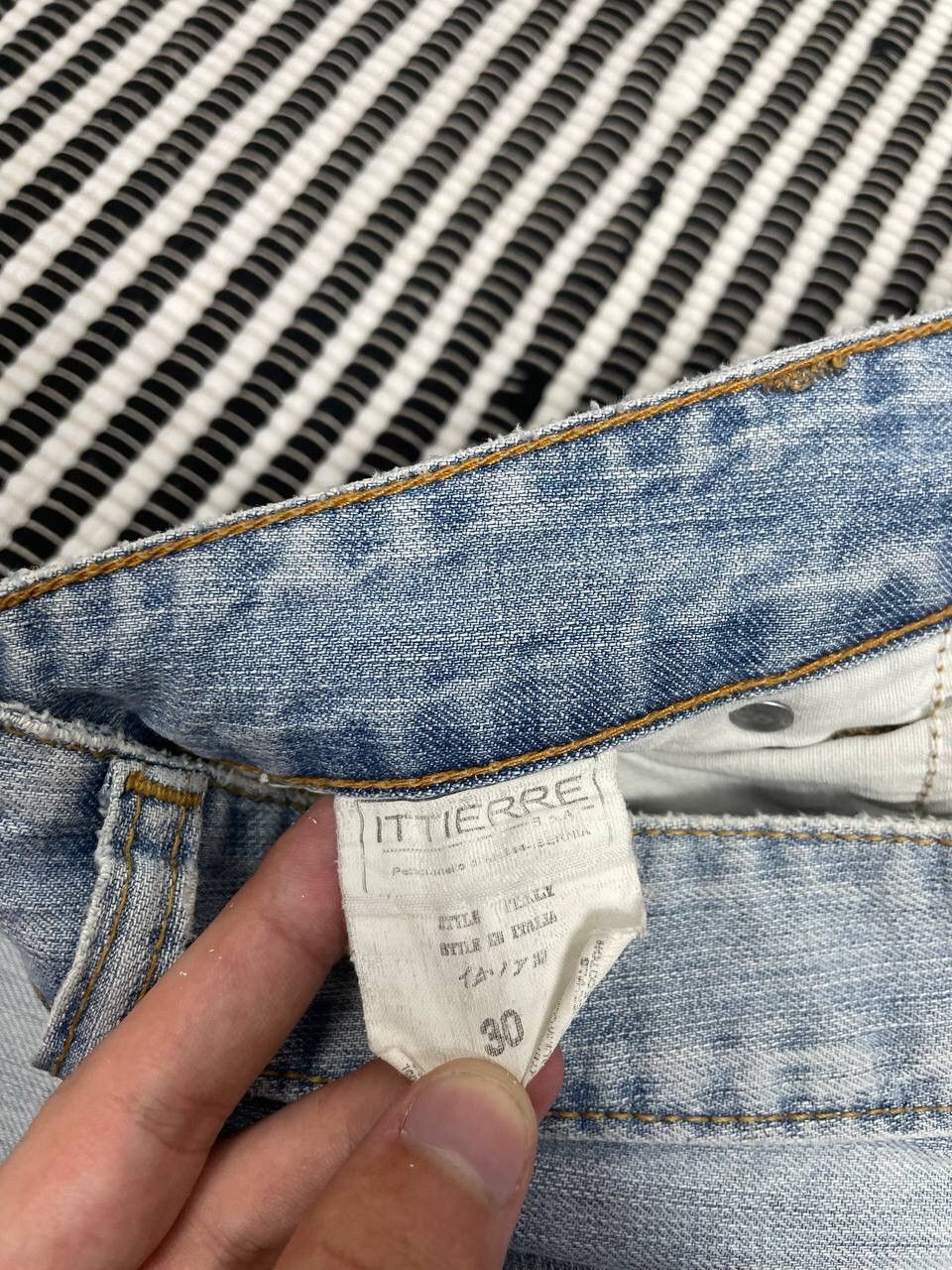 Dsquared2 Vintage Dsquared2 Distressed Cowboy Denim Jeans Y2K Size US 30 / EU 46 - 8 Thumbnail