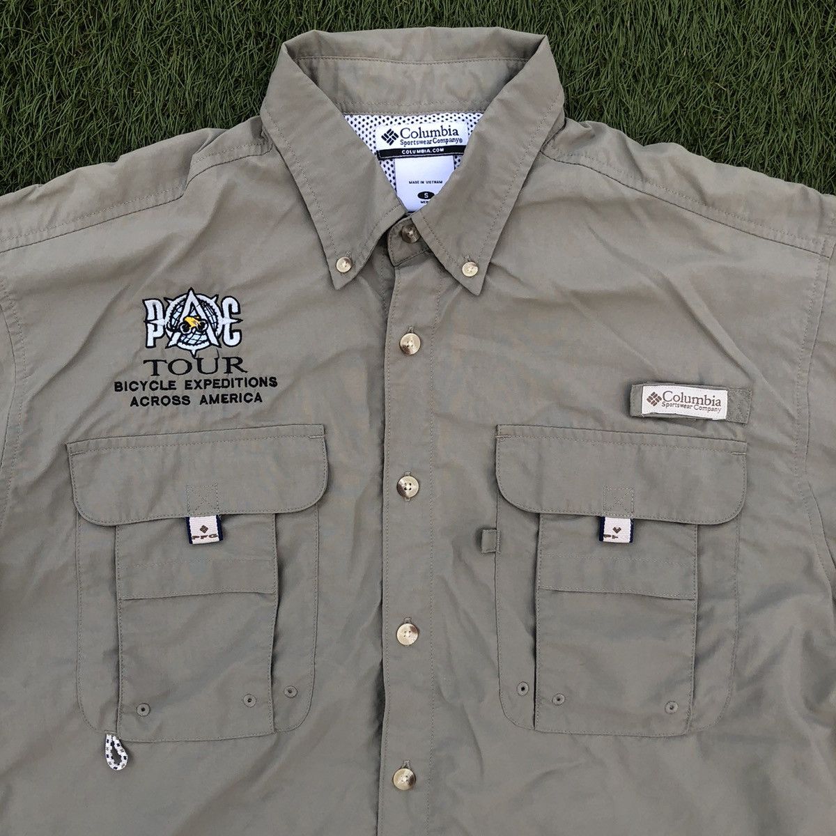 Columbia Columbia sportswear company PFG short sleeve dress shirt Size US S / EU 44-46 / 1 - 3 Thumbnail