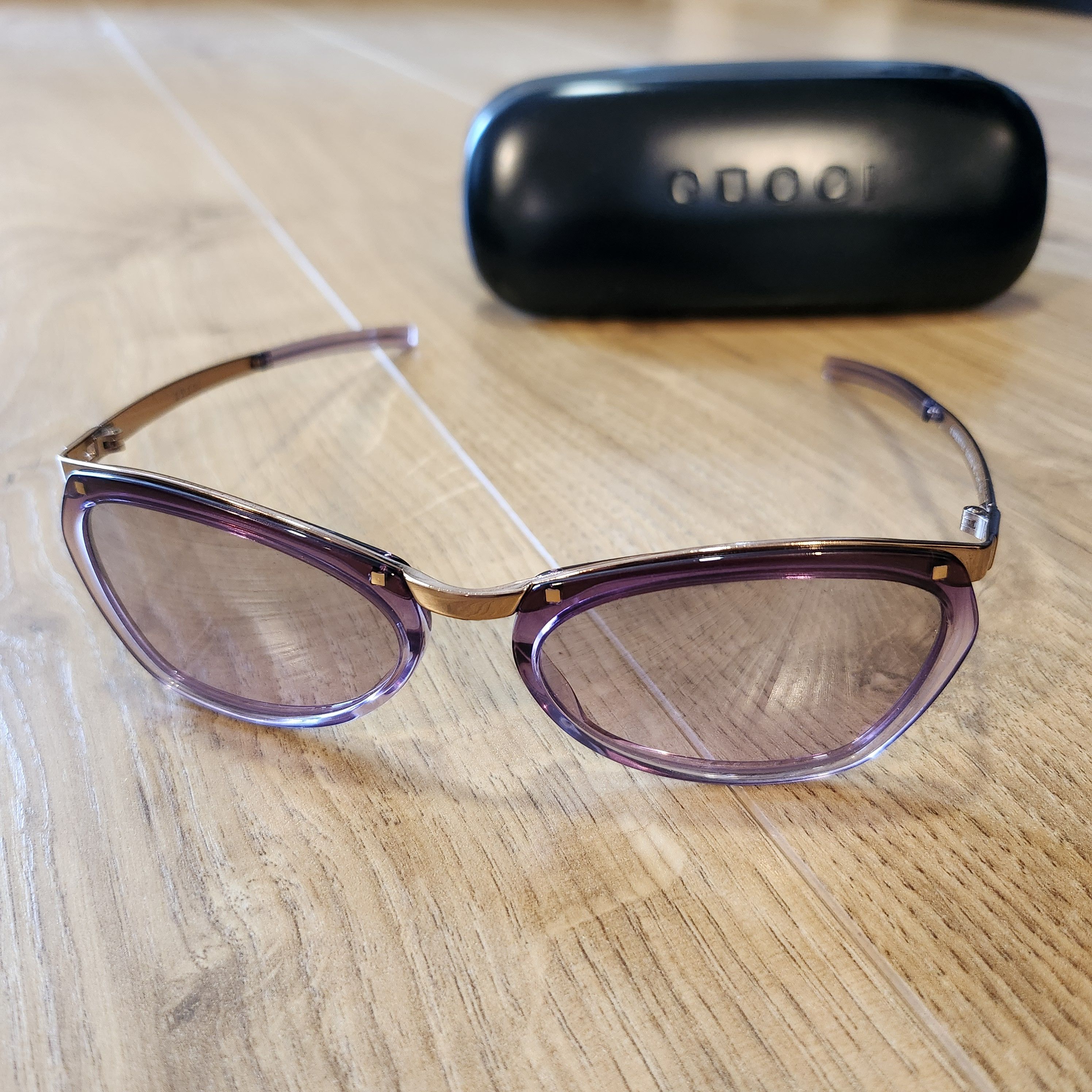 Gucci Gucci RARE 2704s purple sunglasses Size ONE SIZE - 1 Thumbnail