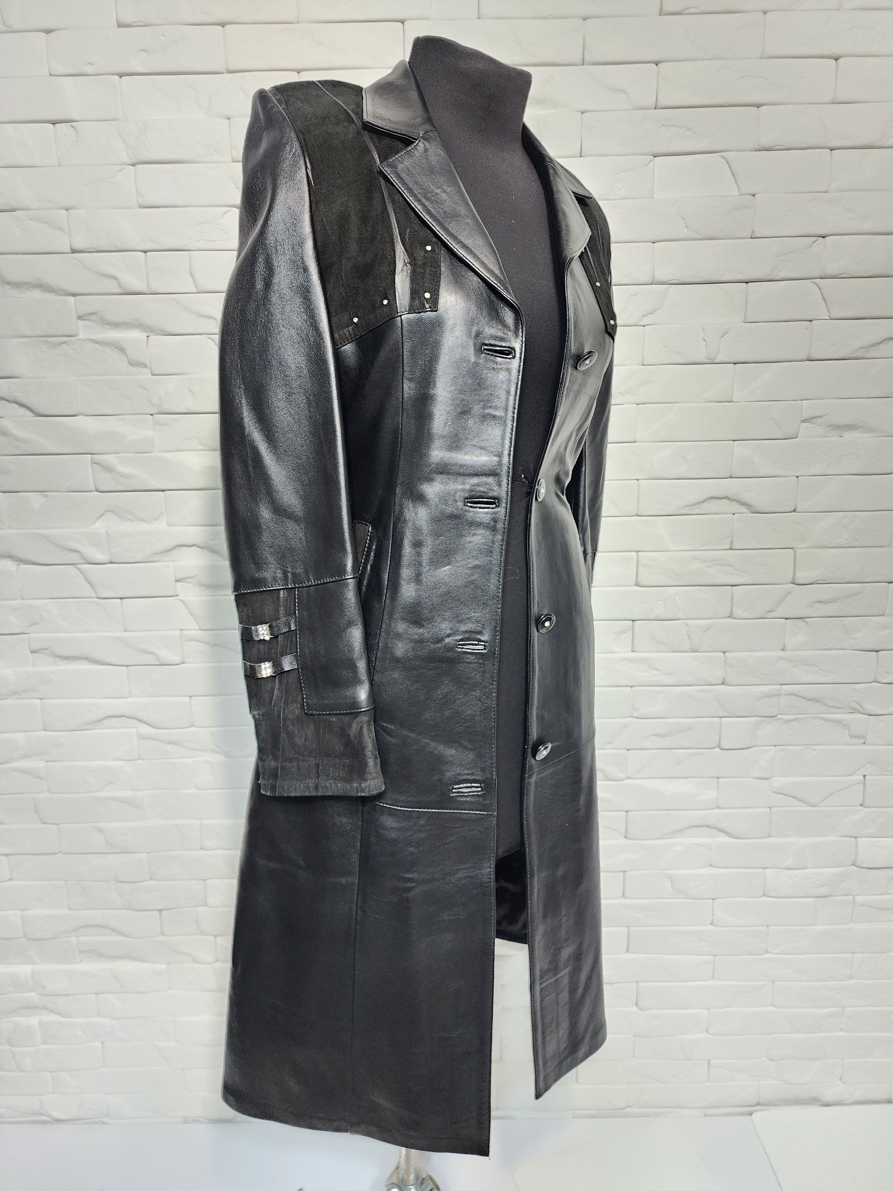 Genuine Leather Black Genuine Leather Long Jacket: Elegant Women's Coat Size S / US 4 / IT 40 - 2 Thumbnail