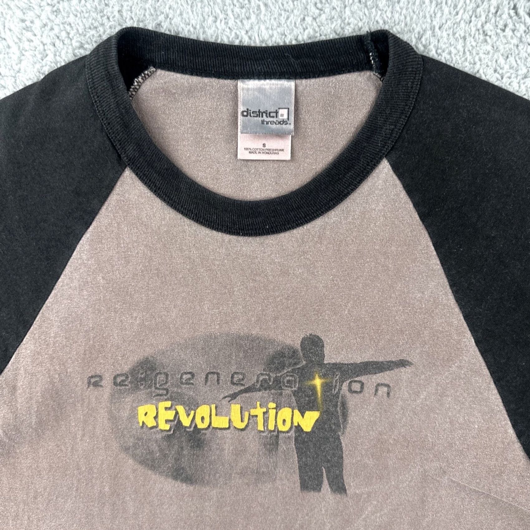 Vintage VINTAGE District Threads Mens S Baseball T Shirt Regeneration Revolution Jesus Tee Gray 1990s Sportswear/Beach Mens Size US S / EU 44-46 / 1 - 5 Thumbnail