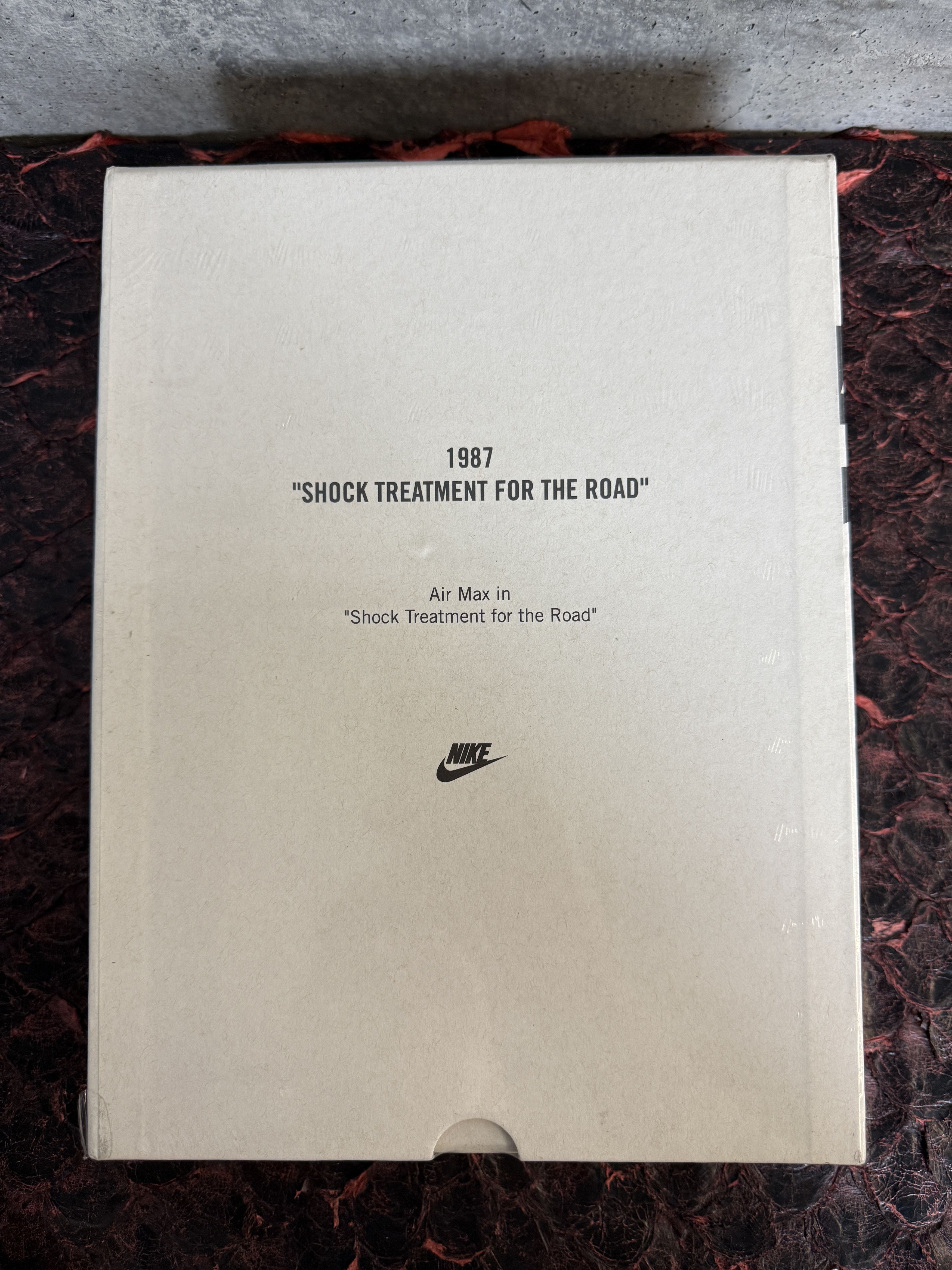 Nike 292/325 Limited Nike Vintage Ad 1987 Shock Treatment Puzzle Size ONE SIZE - 6 Thumbnail