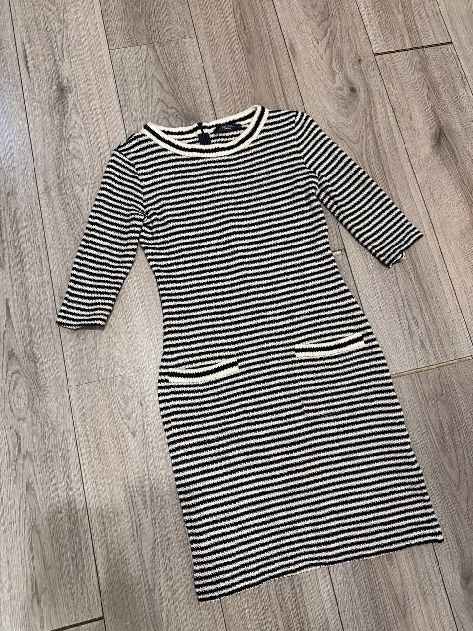 Weekend Max Mara weekend max mara dress womens size M Striped White/Black Size M / US 6-8 / IT 42-44 - 2 Thumbnail