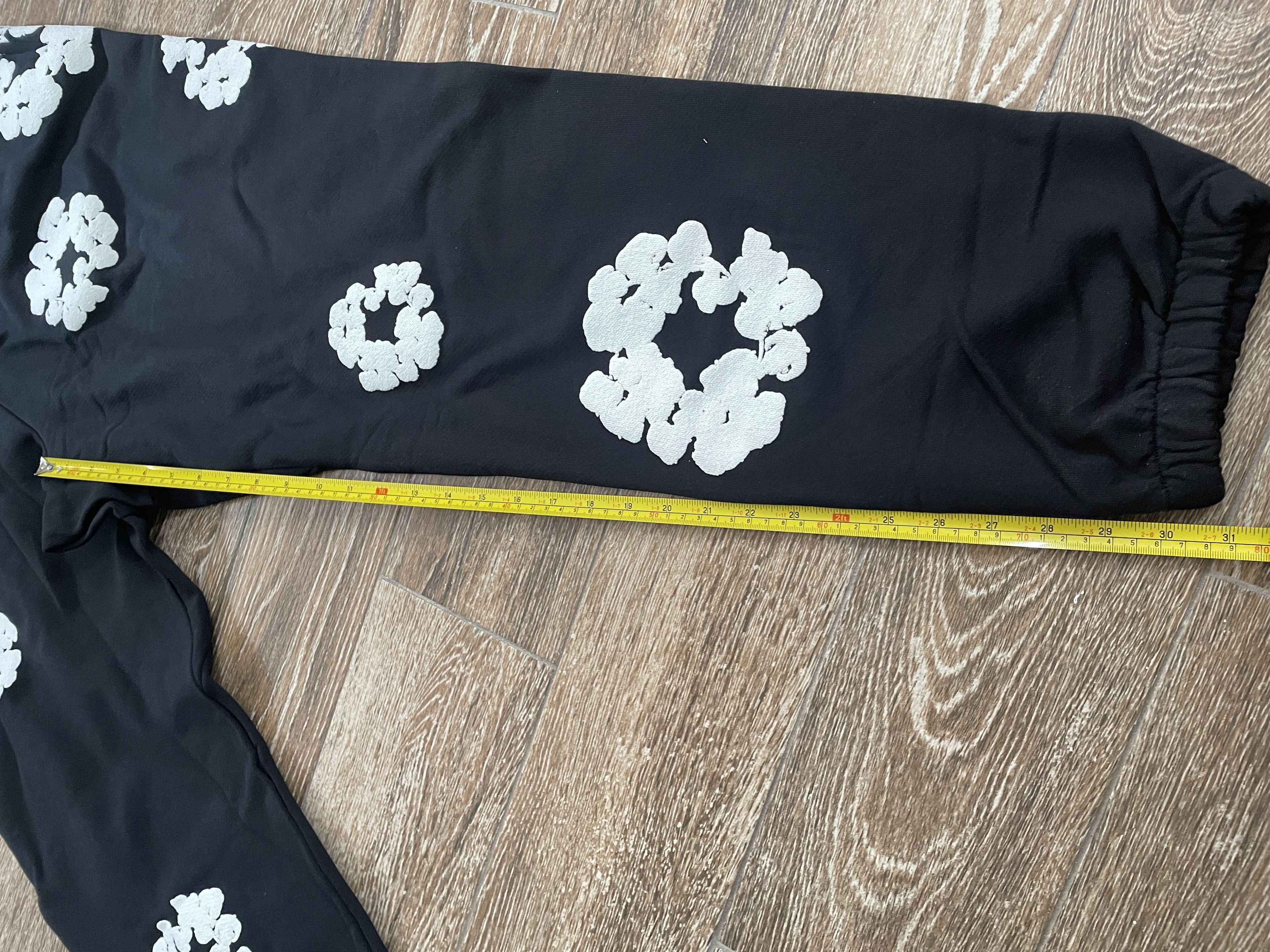 DENIM TEARS Denim Tears Cotton Wreath Black Sweatpants Large L NEW Size US 34 / EU 50 - 4 Thumbnail