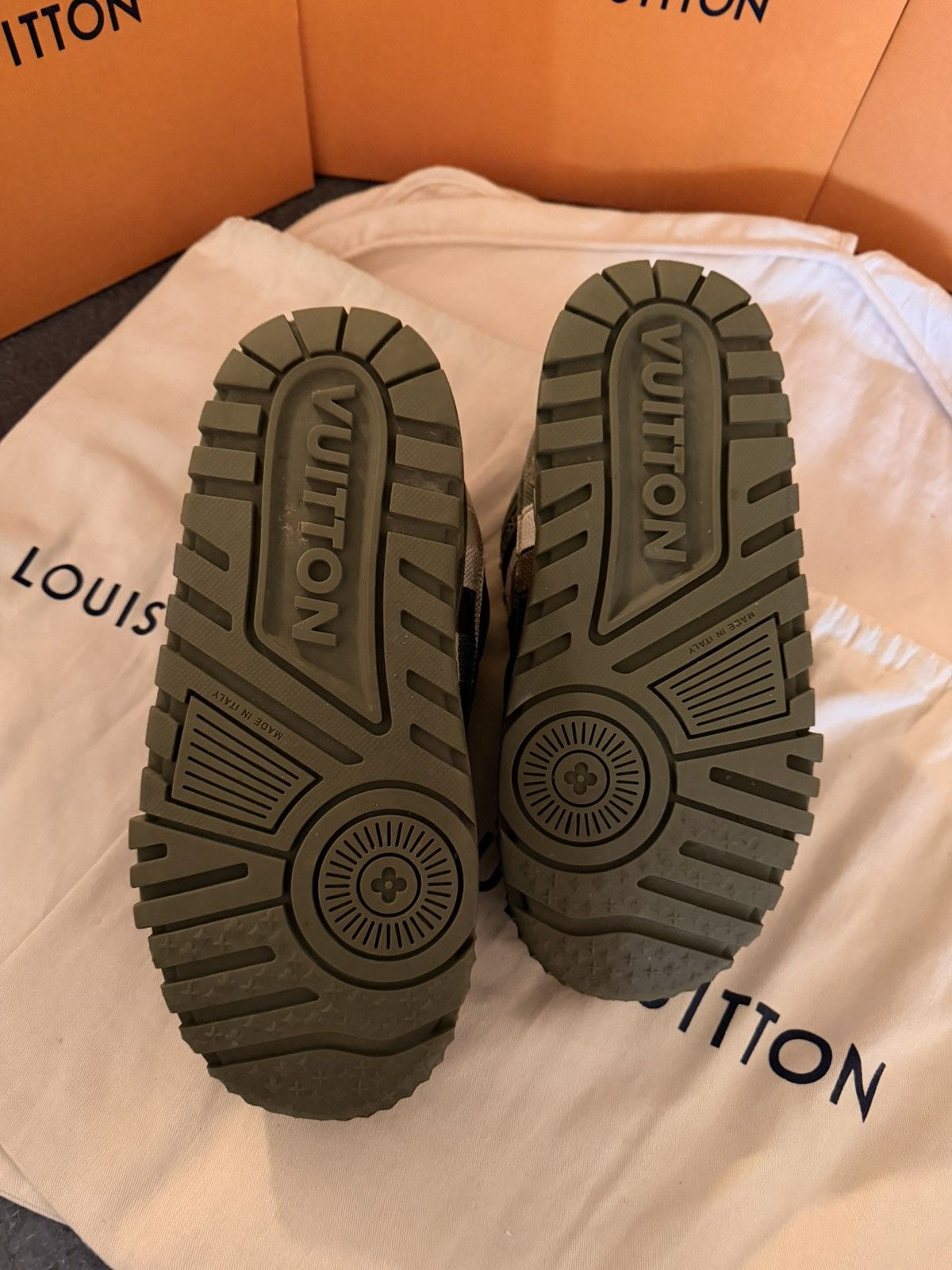 Louis Vuitton LV Maxi Green Damoflage Size US 7.5 / EU 40-41 - 12 Thumbnail