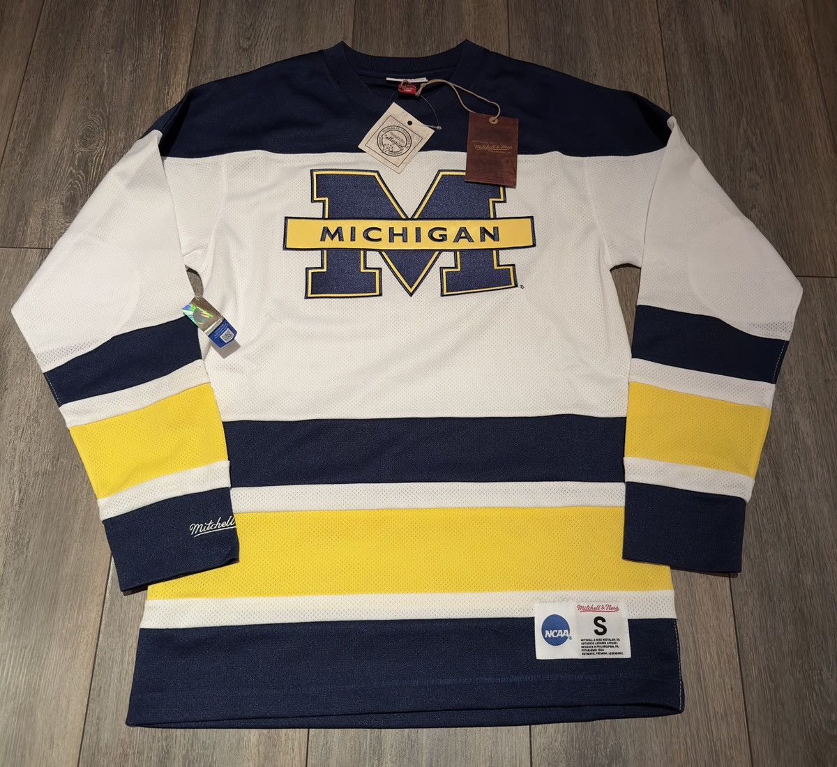 image of Mitchell Ness Mitchell And Ness Michigan Hockey Jersey Size S, Men's