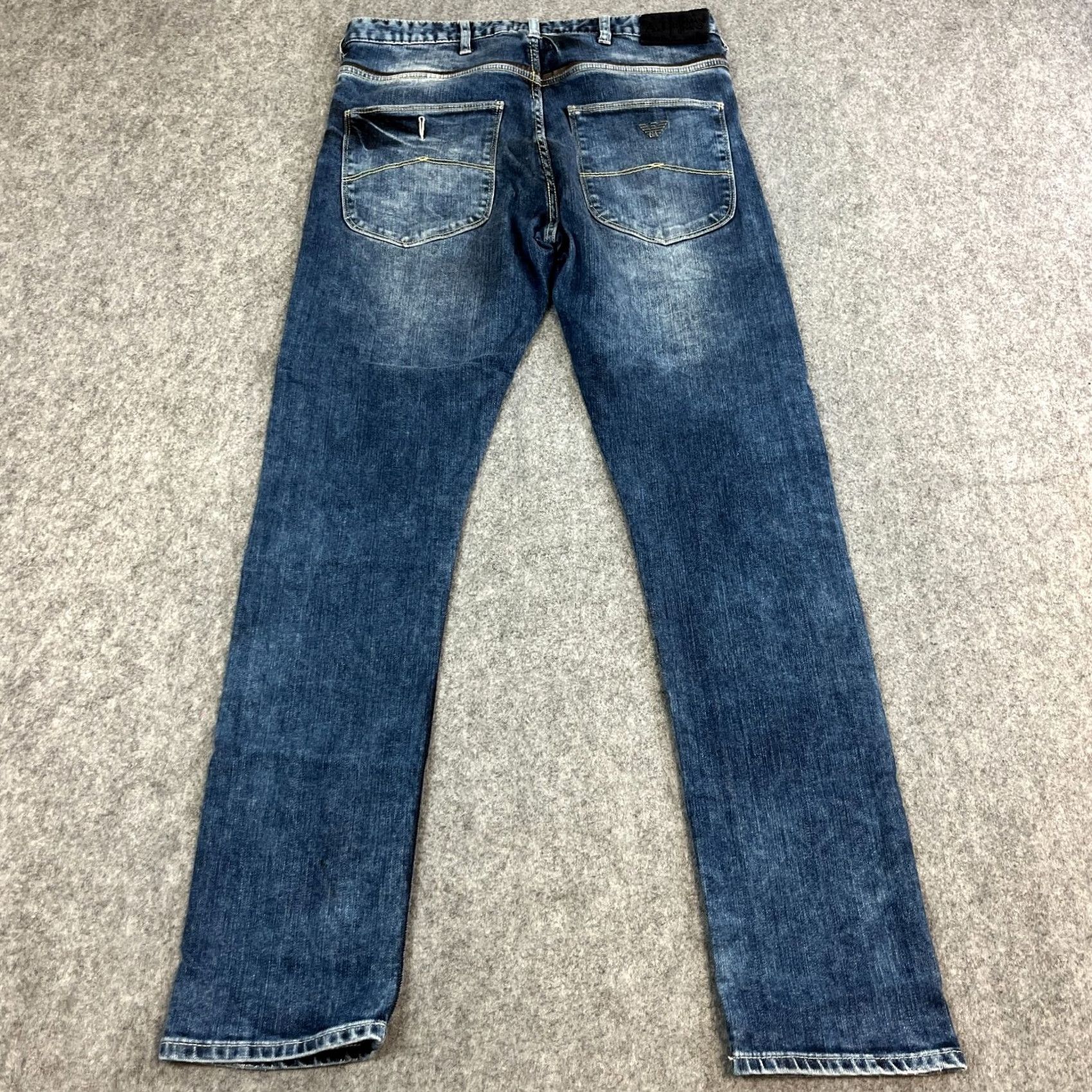 Vintage Armani Jeans Jeans Slim Low Crotch 30 34 Stretch Hair On Hide Whisker Antifit J16 Mens Blue Denim Slimming Pockets 5-Pocket 30 in Inside Leg 34 in Size US 30 / EU 46 - 2 Thumbnail