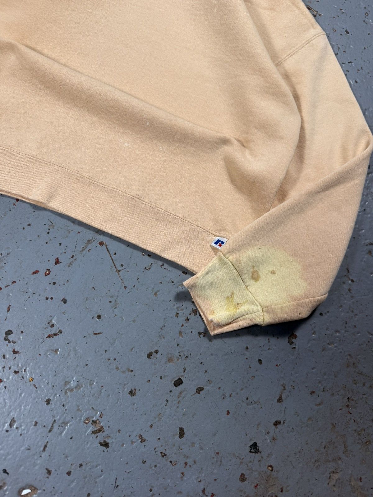 Russell Athletic Vintage Russell Athletics Blank Sun Faded Beige Crewneck Size US M / EU 48-50 / 2 - 2 Thumbnail