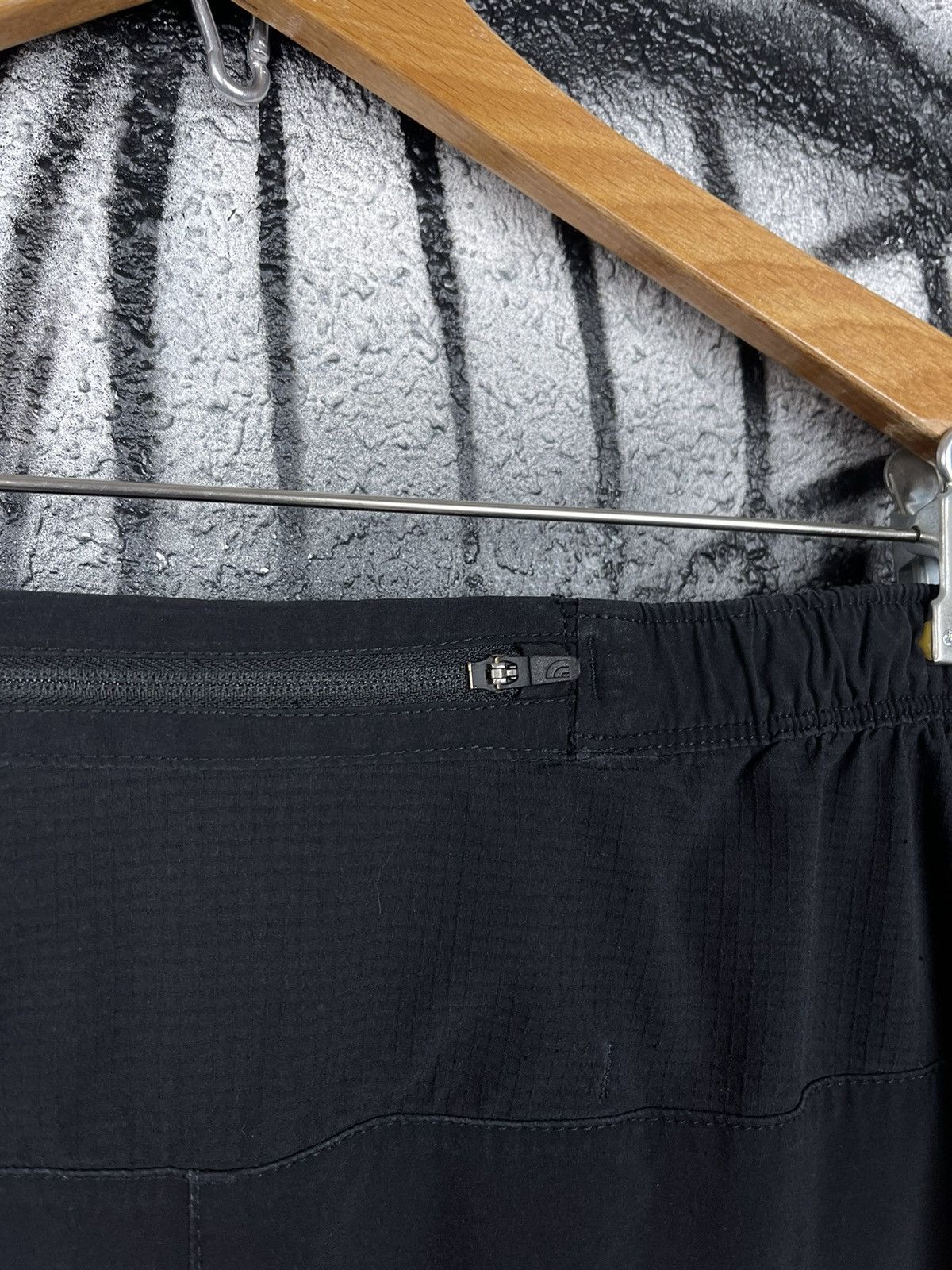 The North Face The North Face UPF 40+ Lightweight Active Pants Men’s Size L Size US 34 / EU 50 - 8 Thumbnail