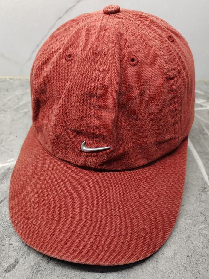 Nike Vintage Nike Small Logo Cap Hat Size ONE SIZE - 1 Thumbnail