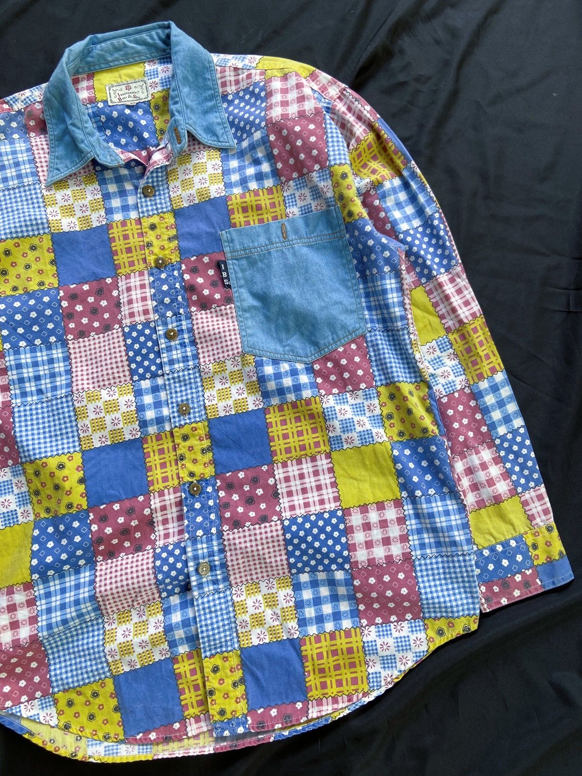 Handmade INDEPENDENT BODY & SOUL PATTERN BUTTON DOWN SHIRT Size US L / EU 52-54 / 3 - 4 Thumbnail