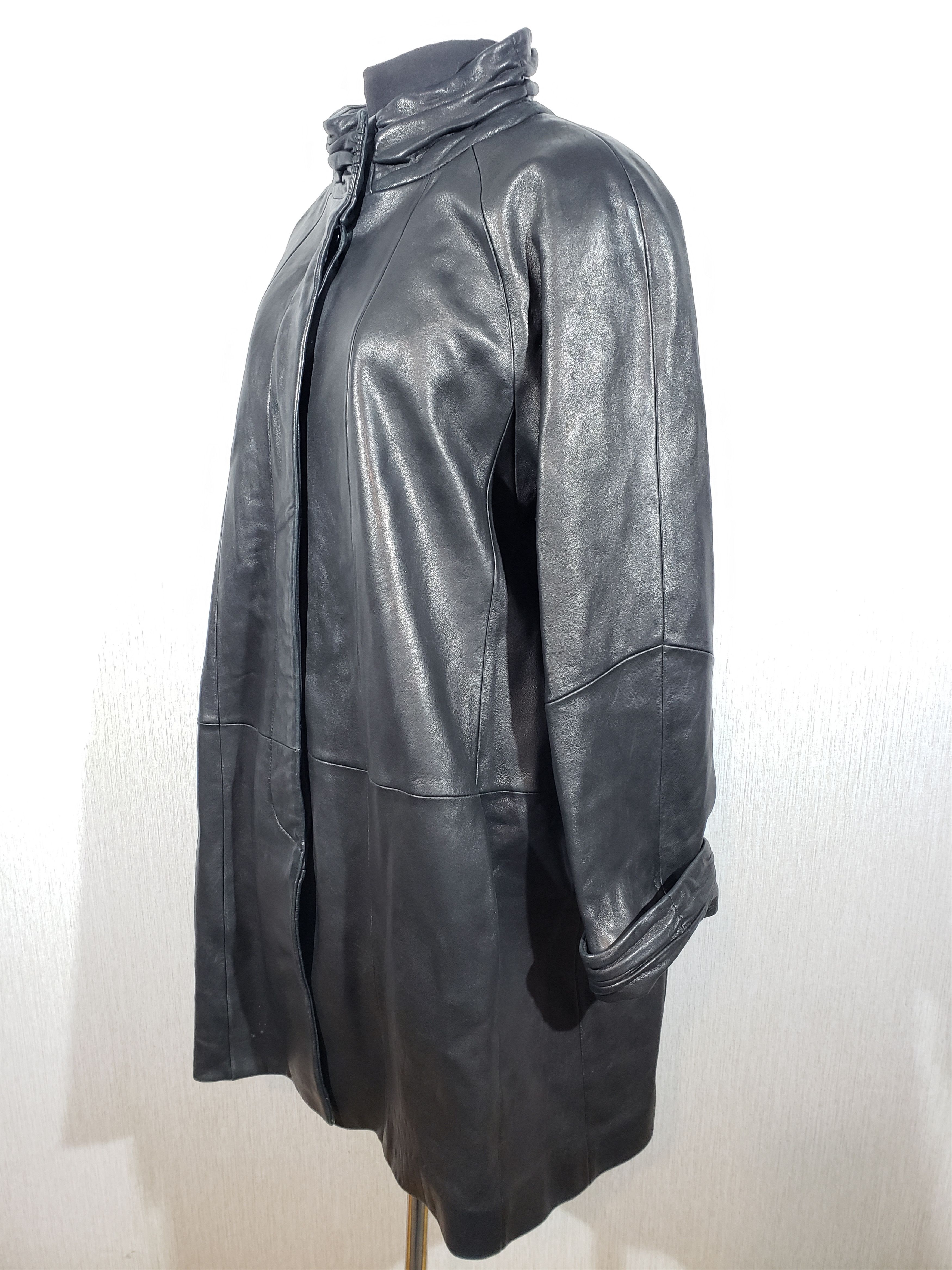 Other Elegant black women's jacket made of genuine leather. Size 3XL / US 20-22 - 2 Thumbnail