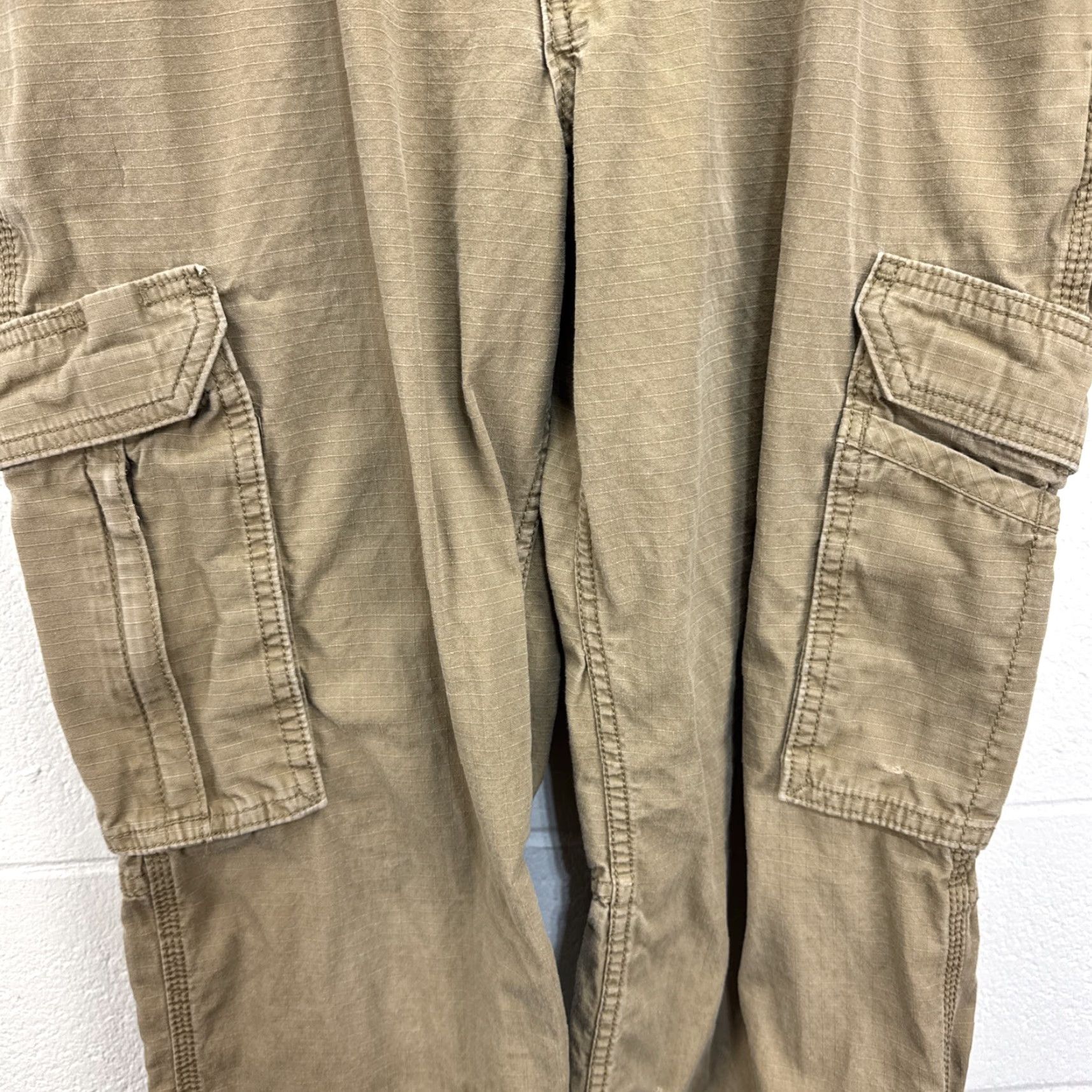 Carhartt VINTAGE? No. Carhartt Force Cargo Pants Mens 36x30 Relaxed Fit 101148 Brown RipStop Workwear Size US 36 / EU 52 - 5 Thumbnail