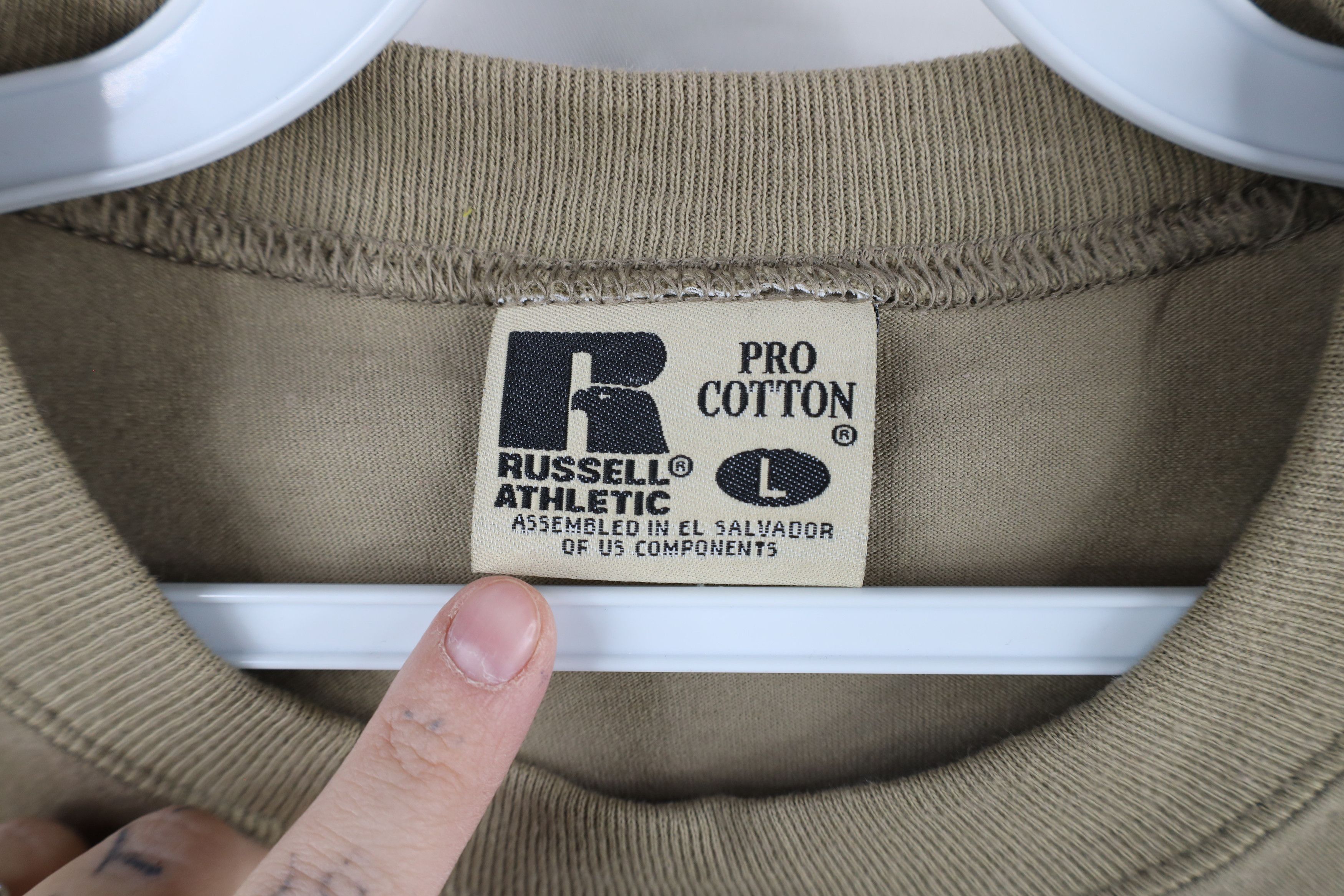 Russell Athletic × Vintage Vintage 90s Russell Athletic Pocket T-Shirt Beige Cotton Size US L / EU 52-54 / 3 - 7 Thumbnail