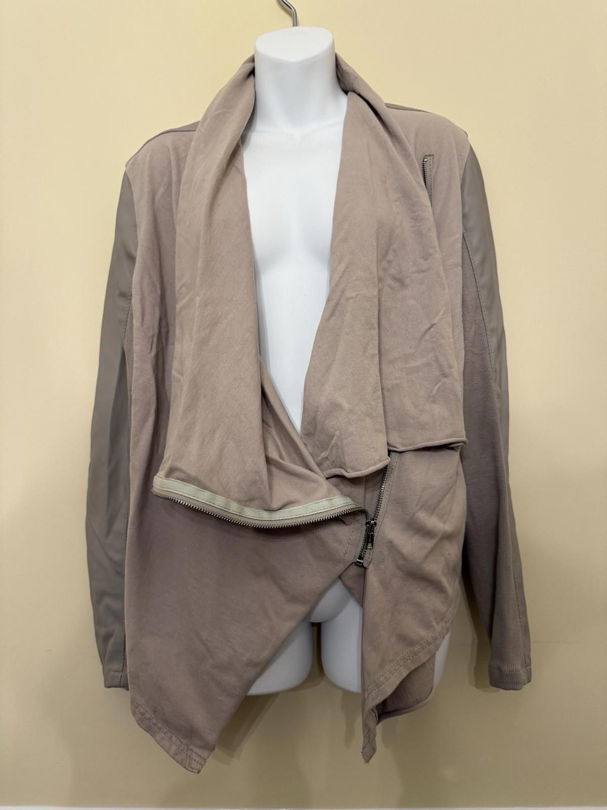 BLANKNYC Women's [BLANKNYC] Drape Faux Leather Jacket, Size Large Size L / US 10 / IT 46 - 2 Thumbnail