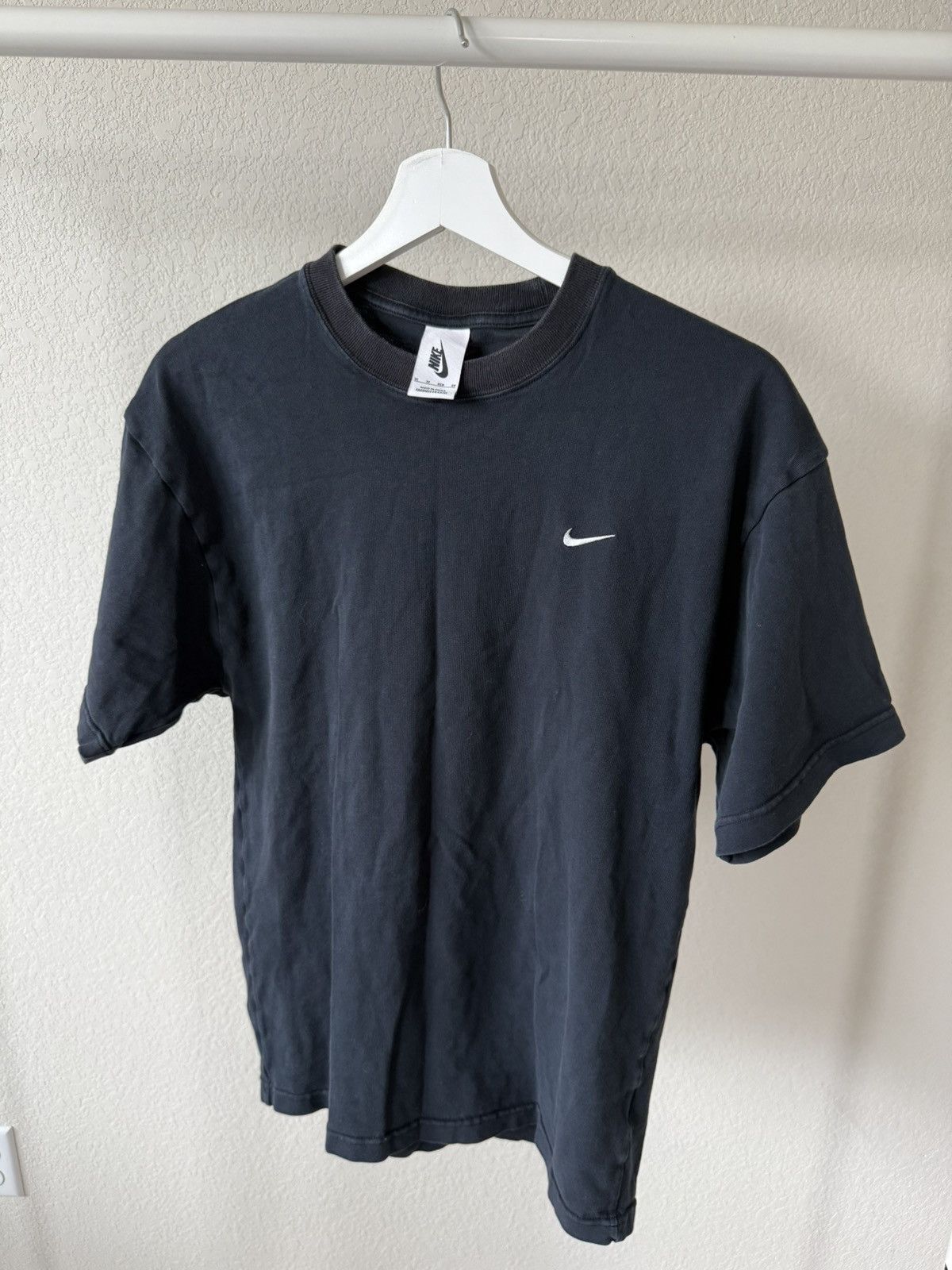 Nike Embroidered Logo T-Shirt Size US XS / EU 42 / 0 - 1 Thumbnail