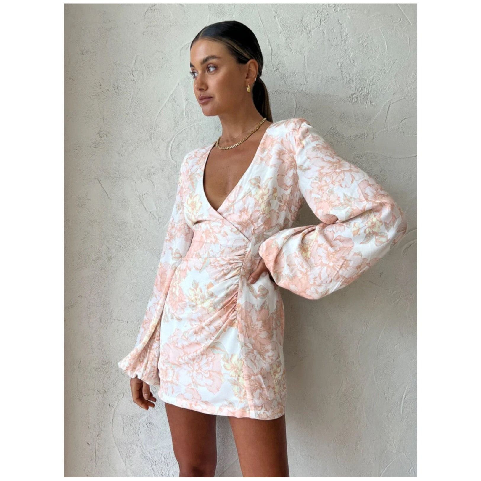 Other RUMOR NWT Isola Floral Mini Dress SZ XS Size XS / US 0-2 / IT 36-38 - 1 Thumbnail
