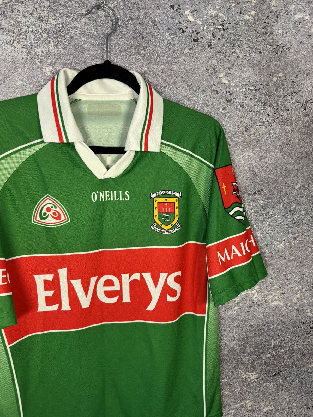 O'Neills × Vintage O’neills Maigh Eo Mayo GAA 2004 Home Top Jersey men’s Size US S / EU 44-46 / 1 - 2 Thumbnail
