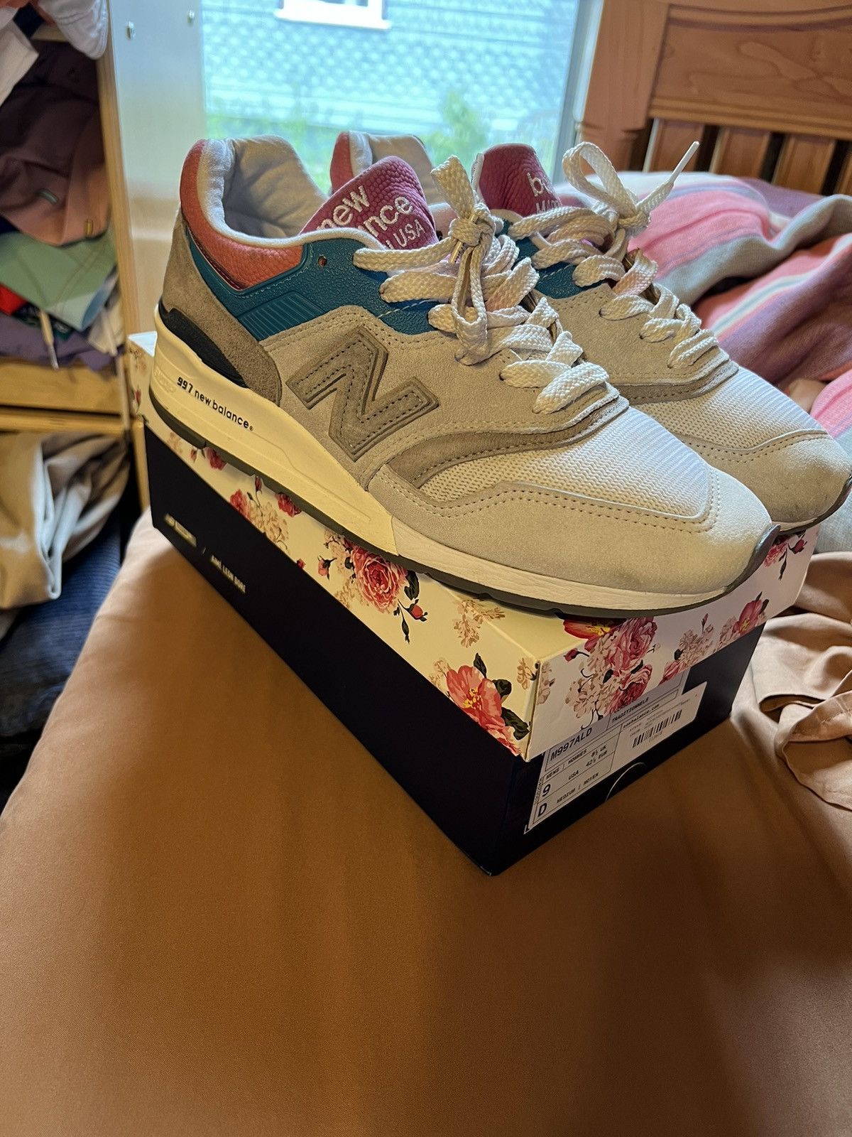 Aime Leon Dore × New Balance New Balance 997 Aime Leon Dore (Pink Tongue) Size US 9 / EU 42 - 2 Thumbnail