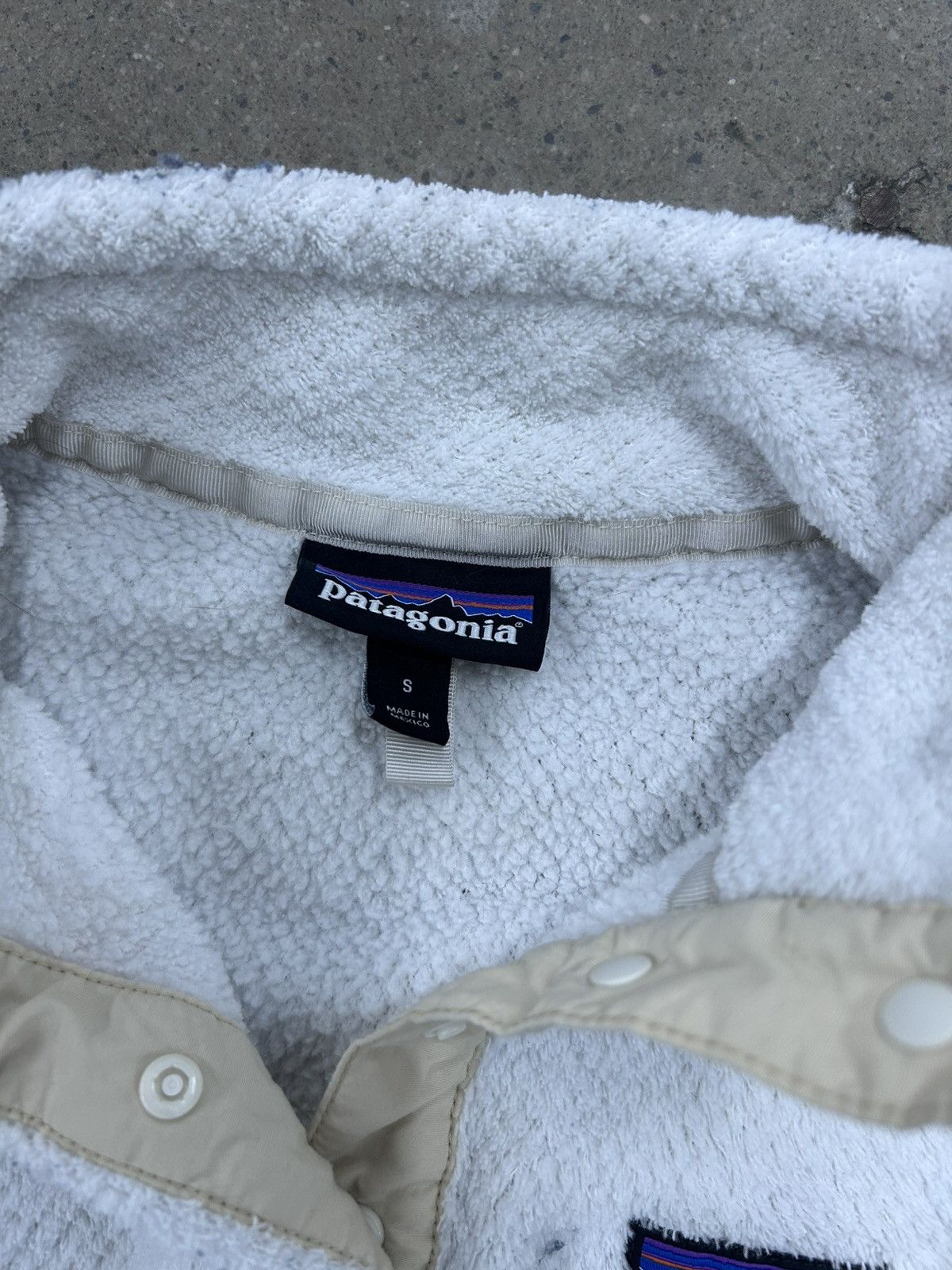 Patagonia Patagonia Re-Tool Snap T-Fleece Women's small White Jacket Size S / US 4 / IT 40 - 4 Thumbnail