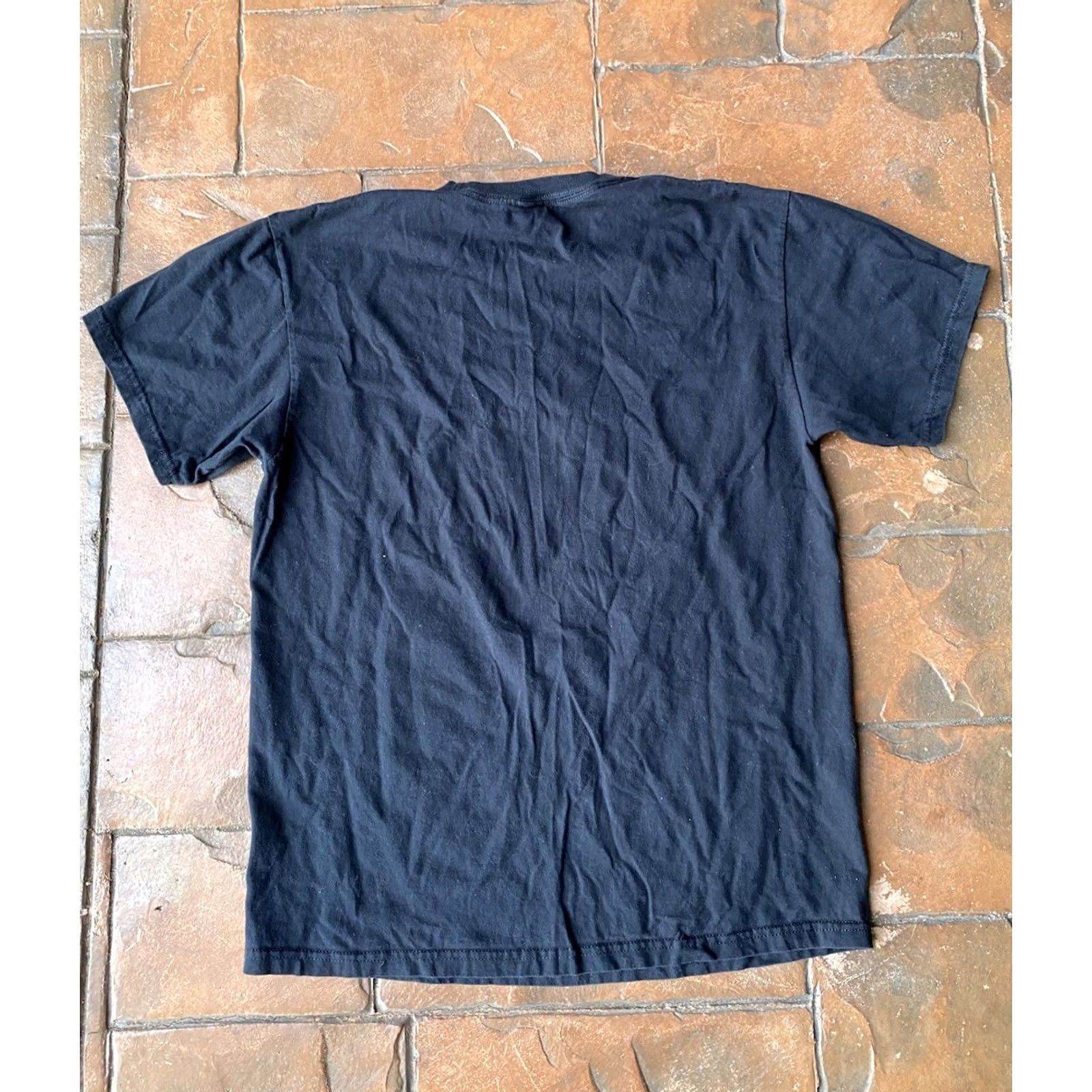 Vintage Y2K Kuromi Sanrio Hello Kitty My Melody T-Shirt Large Black Graphic Shirt Unisex Adults Regular Crew Neck Short Sleeve Cotton Size L / US 10 / IT 46 - 3 Thumbnail