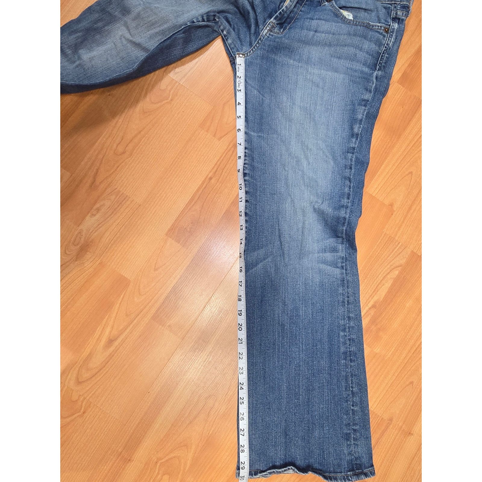 Lucky Brand Lucky Brand 14x32 Jeans Blue Denim Sweet'N Low Medium Wash Size 36" / US 14 / IT 50 - 10 Thumbnail