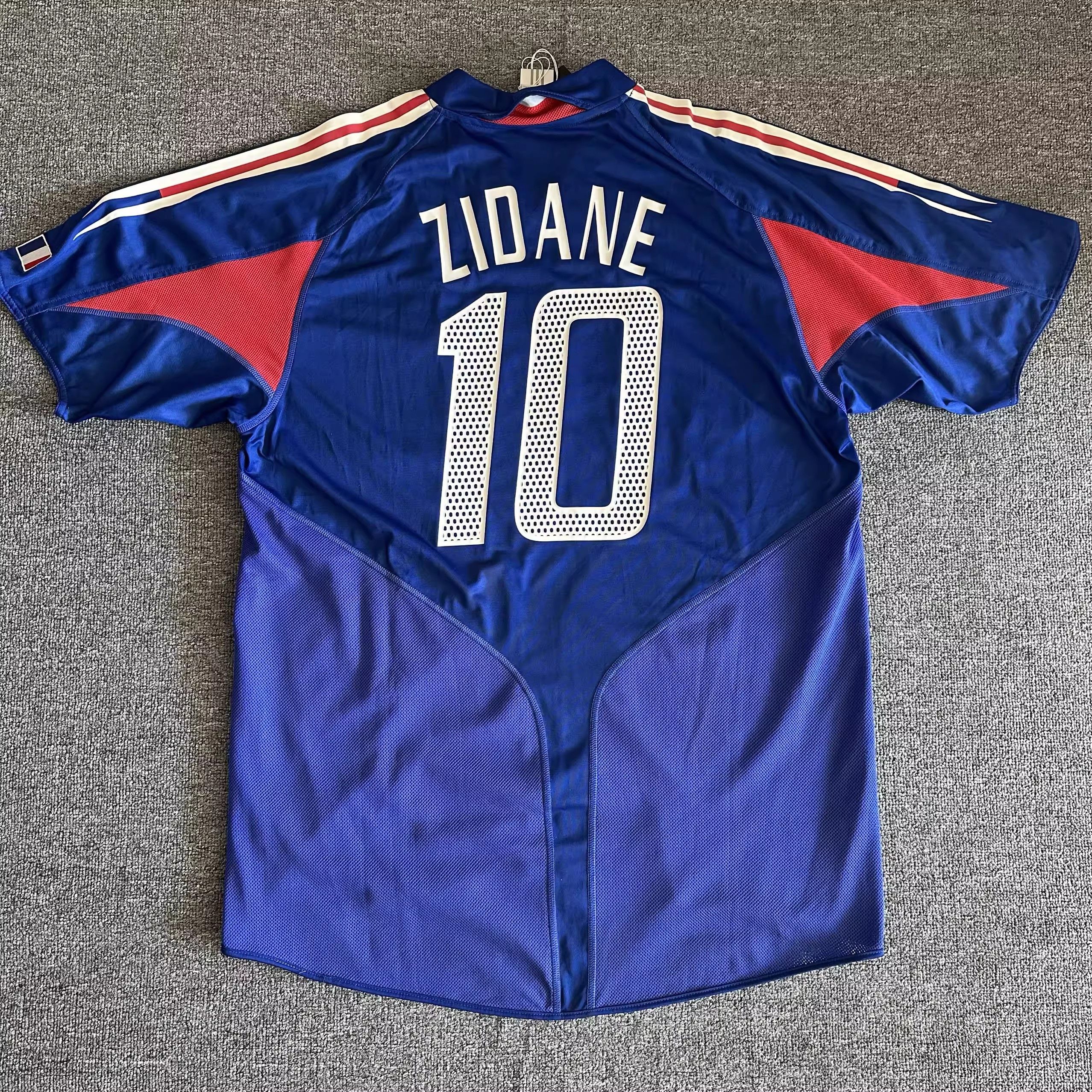 Other 2004 France #10 Zidane Jersey Size US XL / EU 56 / 4 - 1 Thumbnail