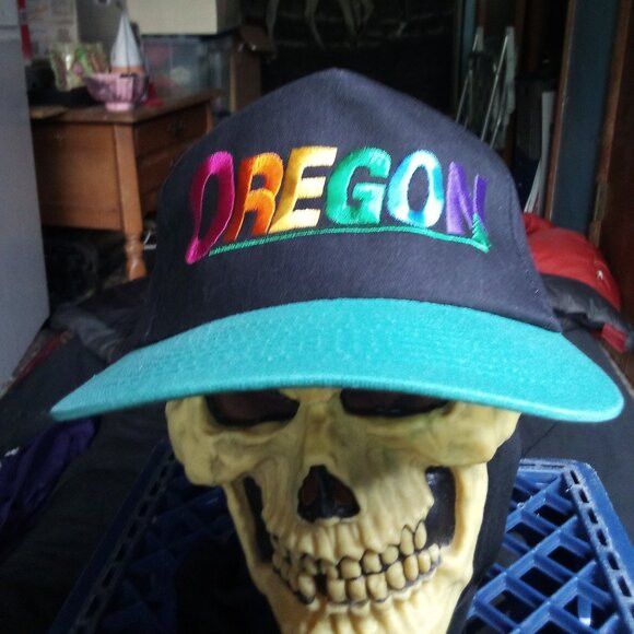 Other Deadstock Vintage Oregon Rainbow Spell Out Snap Hat Cap Size ONE SIZE - 1 Thumbnail