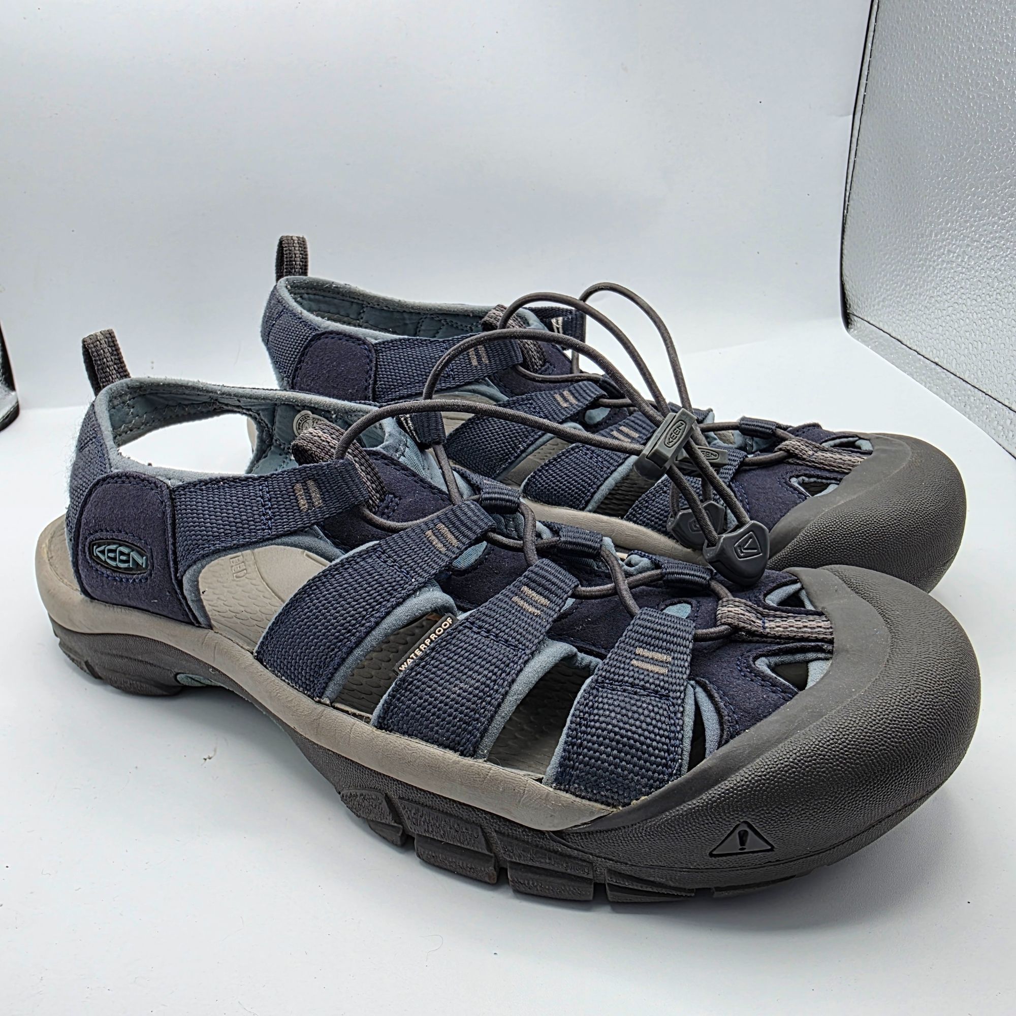 KEEN Keen Newport H2 Womens Size 11 Navy Magnet Water Sandals Cas Size US 11 / IT 41 - 1 Thumbnail